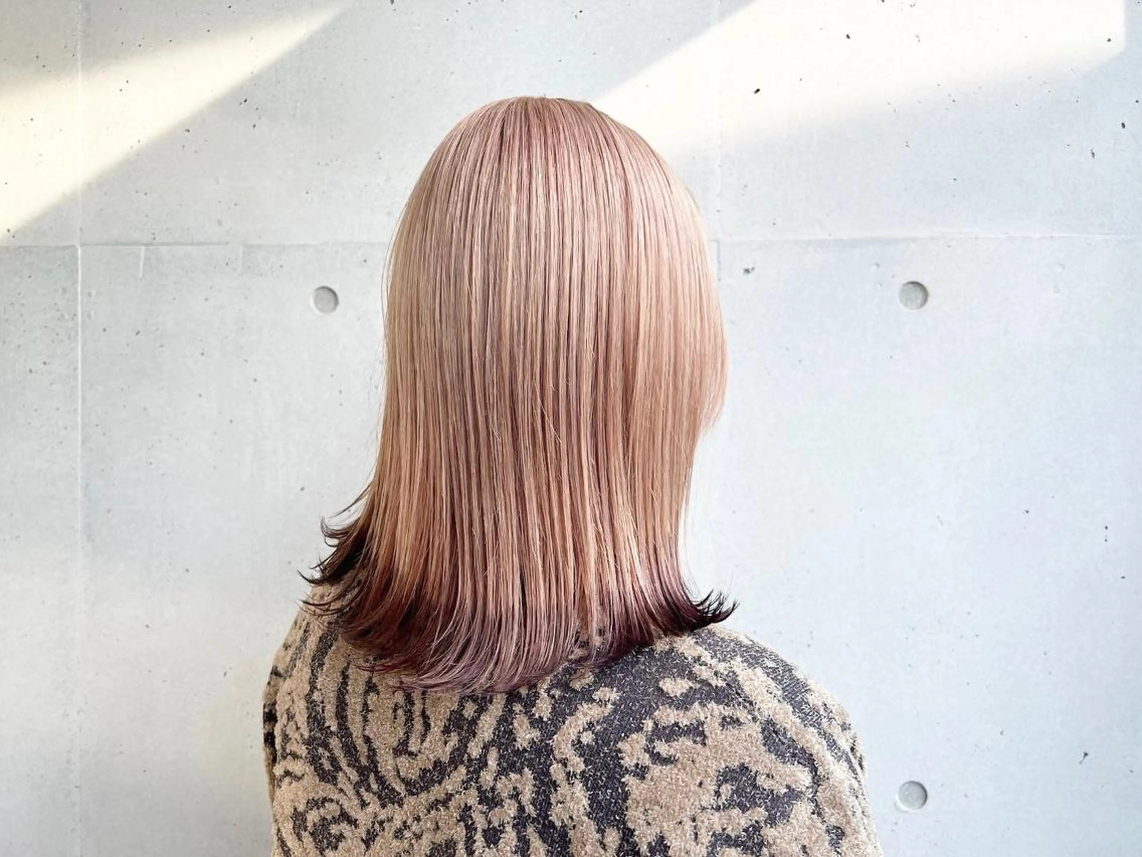 ミディアム カラー 🎨絶対に褒められる "店長"鈴木貴彦🎨のヘアスタイル