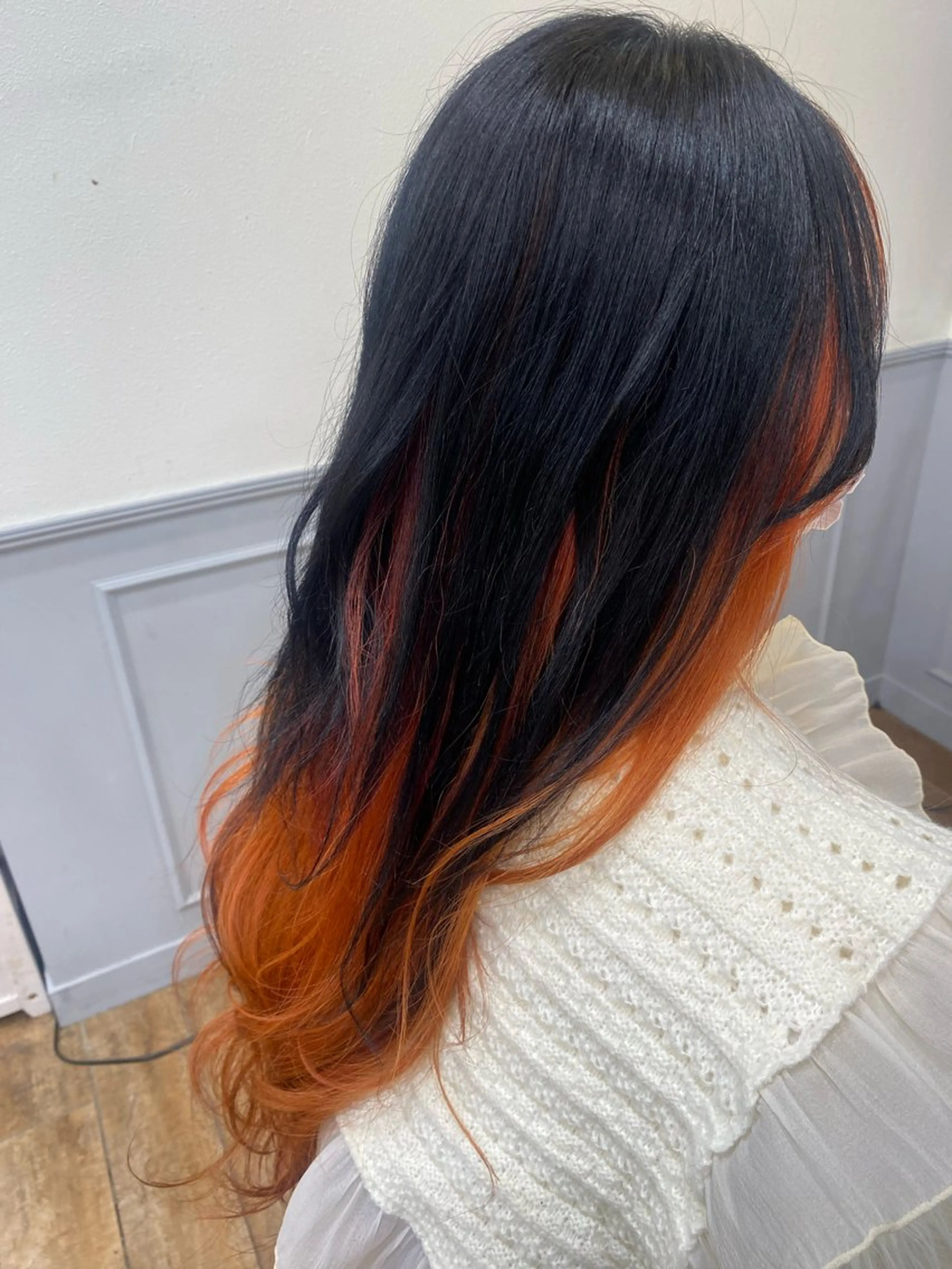 ロング カラー 三宅 夏代のヘアスタイル