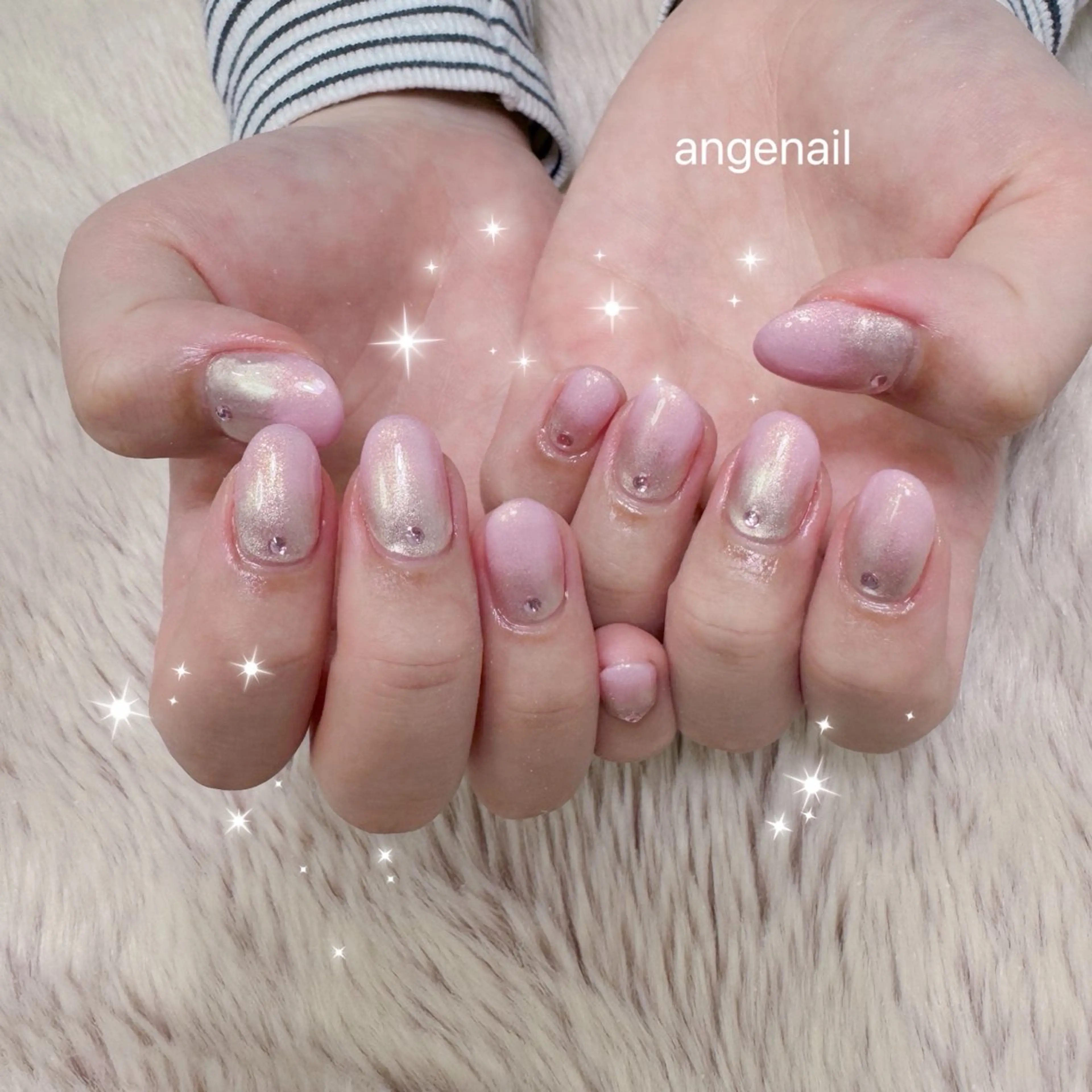 ネイル ハンドネイル オーナーネイリスト MAKIのネイルデザイン