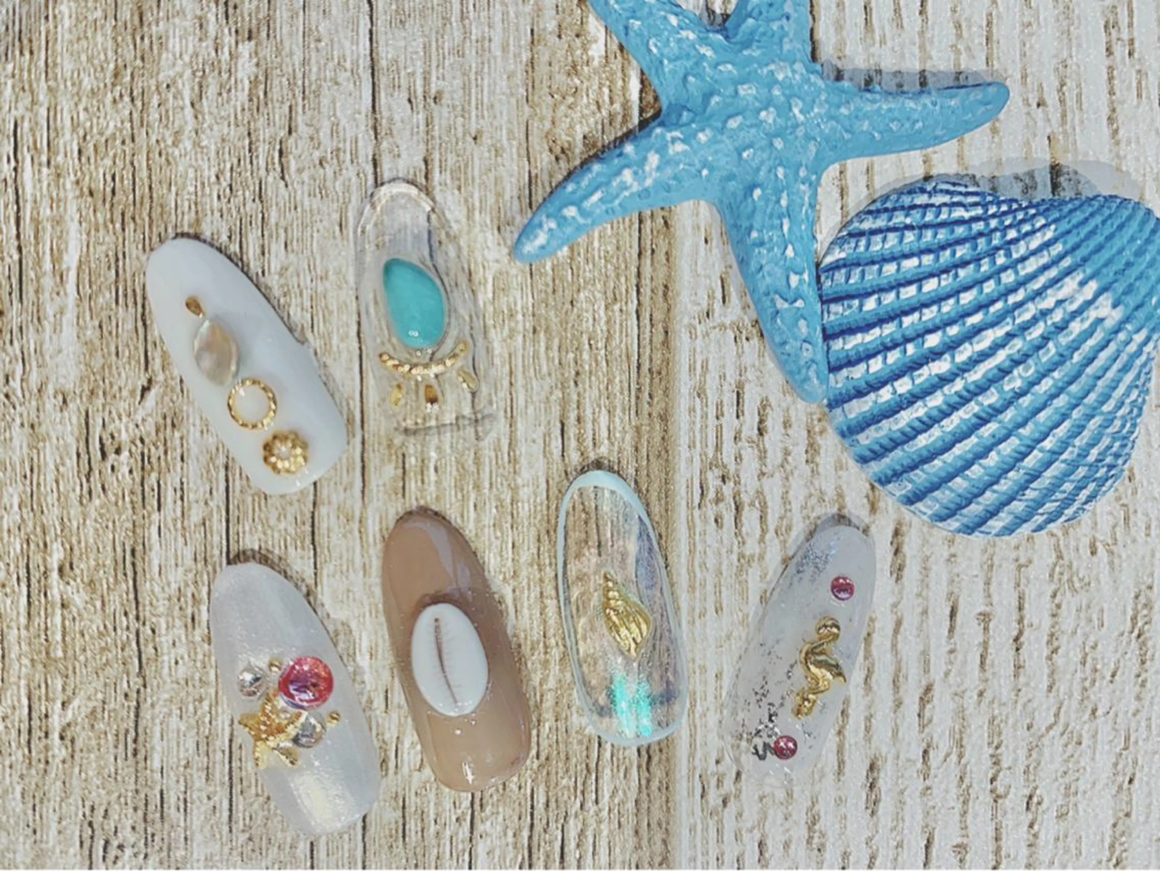 ネイル l my me mine所属・Imyme mine Rioのネイルデザイン