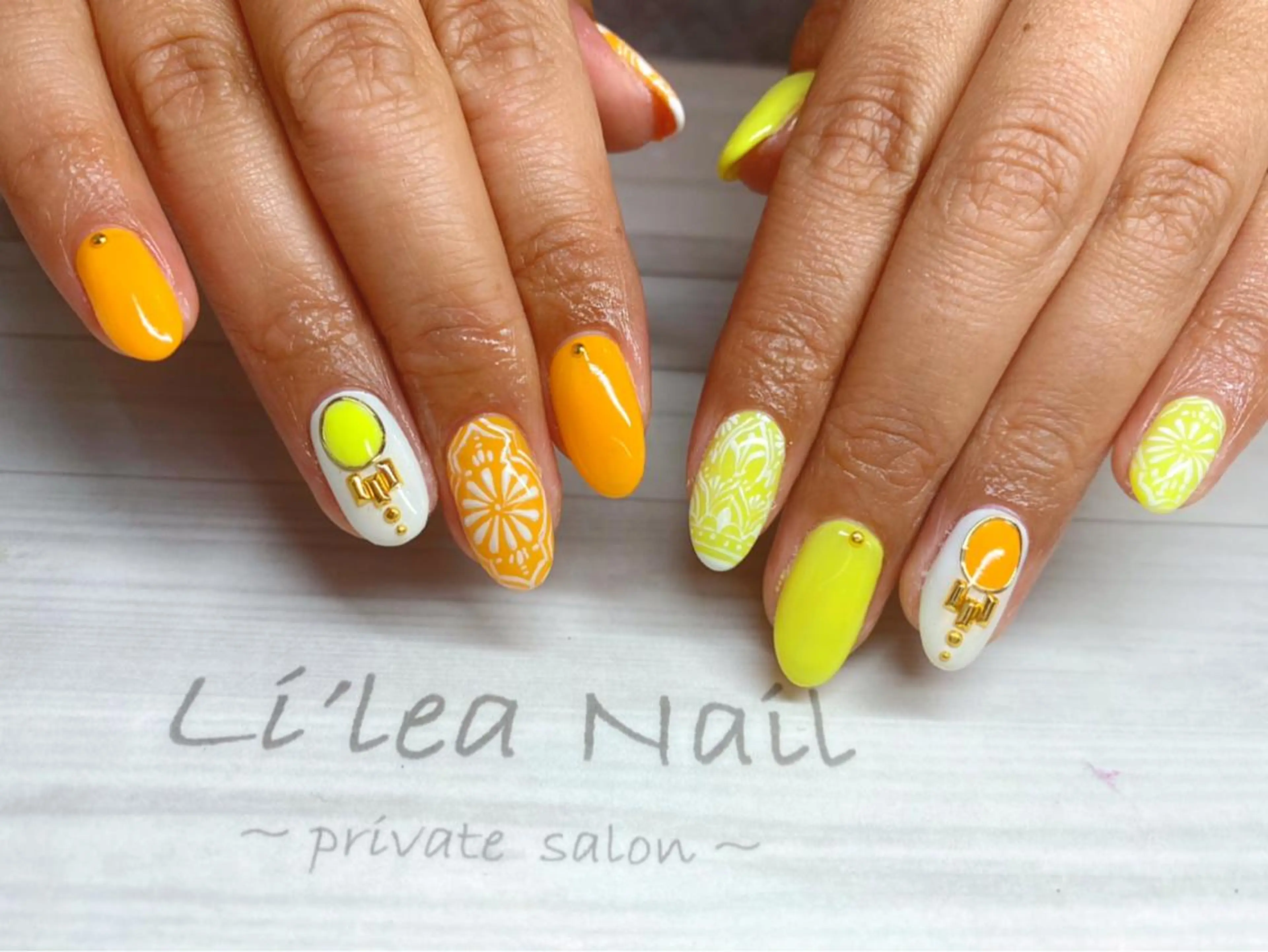 ネイル Li'leaNail AINAのネイルデザイン