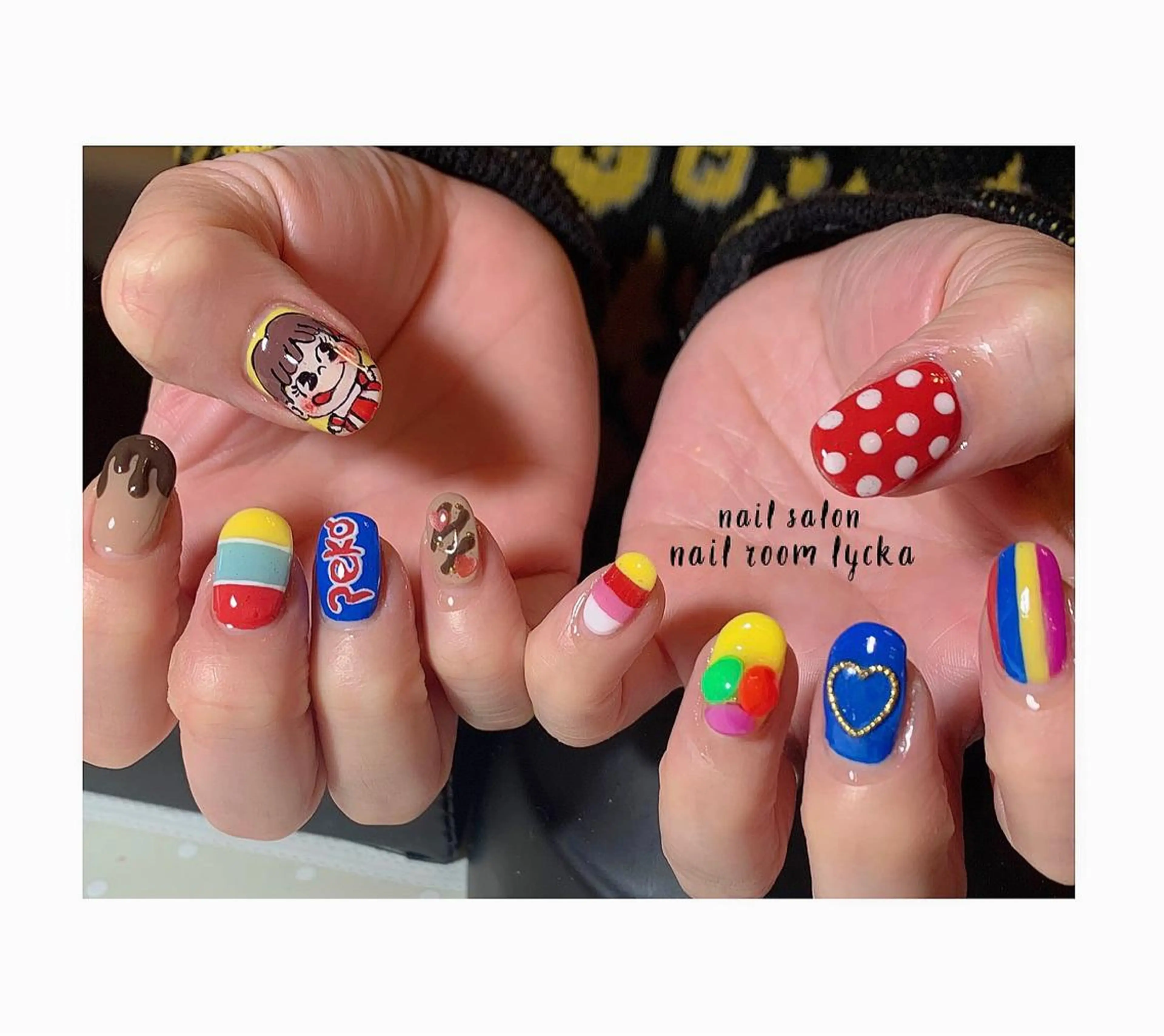 ネイル ジェルネイル パラジェル 冬ネイル ﾈｲﾙﾙｰﾑﾘｯｶ 𝐦𝐚𝐲𝐮のネイルデザイン