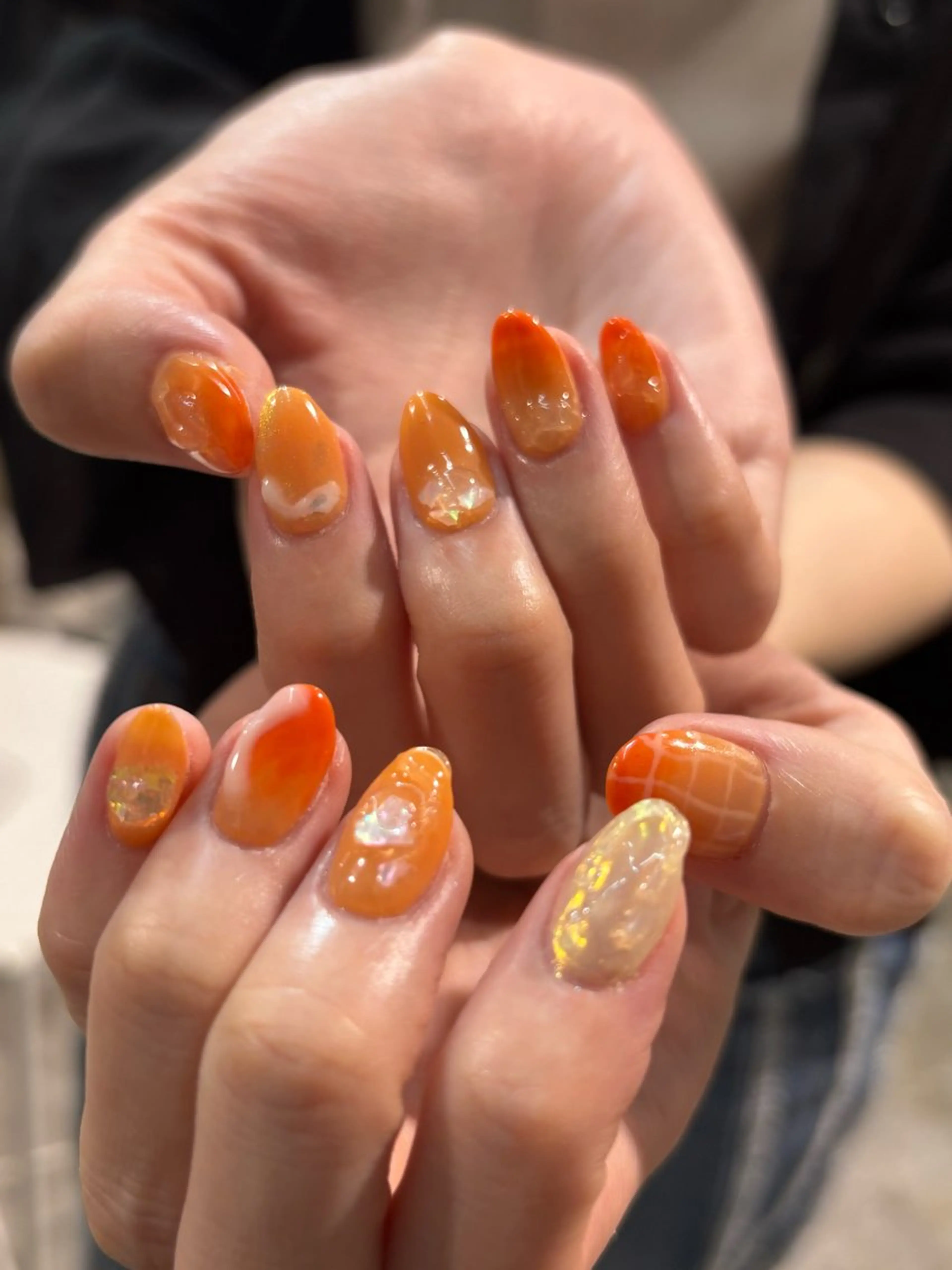 ネイル ハンドネイル ハンドケア AMRITA omotesando所属・艶ｶﾗｰ･:*個性派 ﾈｲﾙ🦋mire-のネイルデザイン