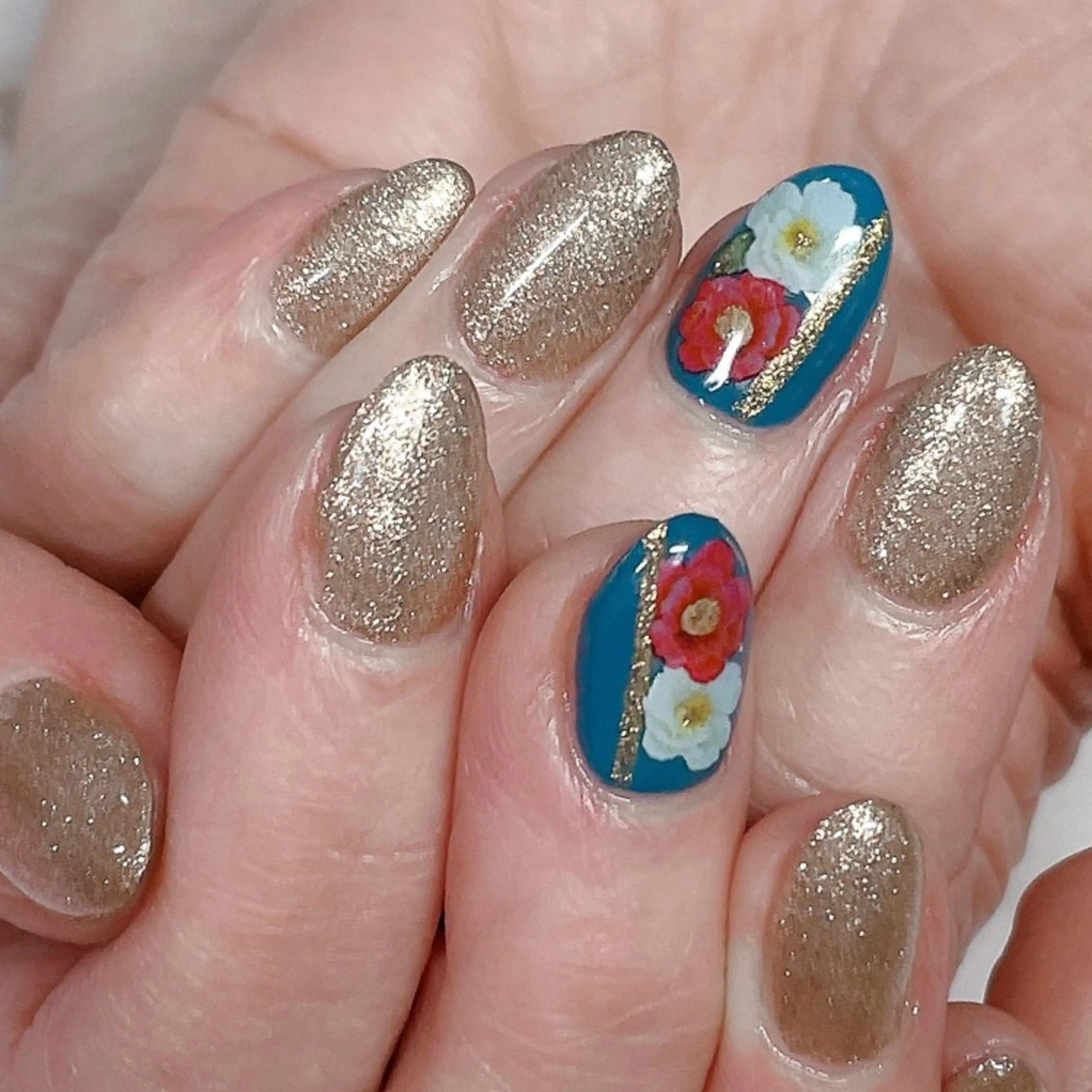 ネイル .Nails Mio 赤羽西ネイルサロンのネイルデザイン