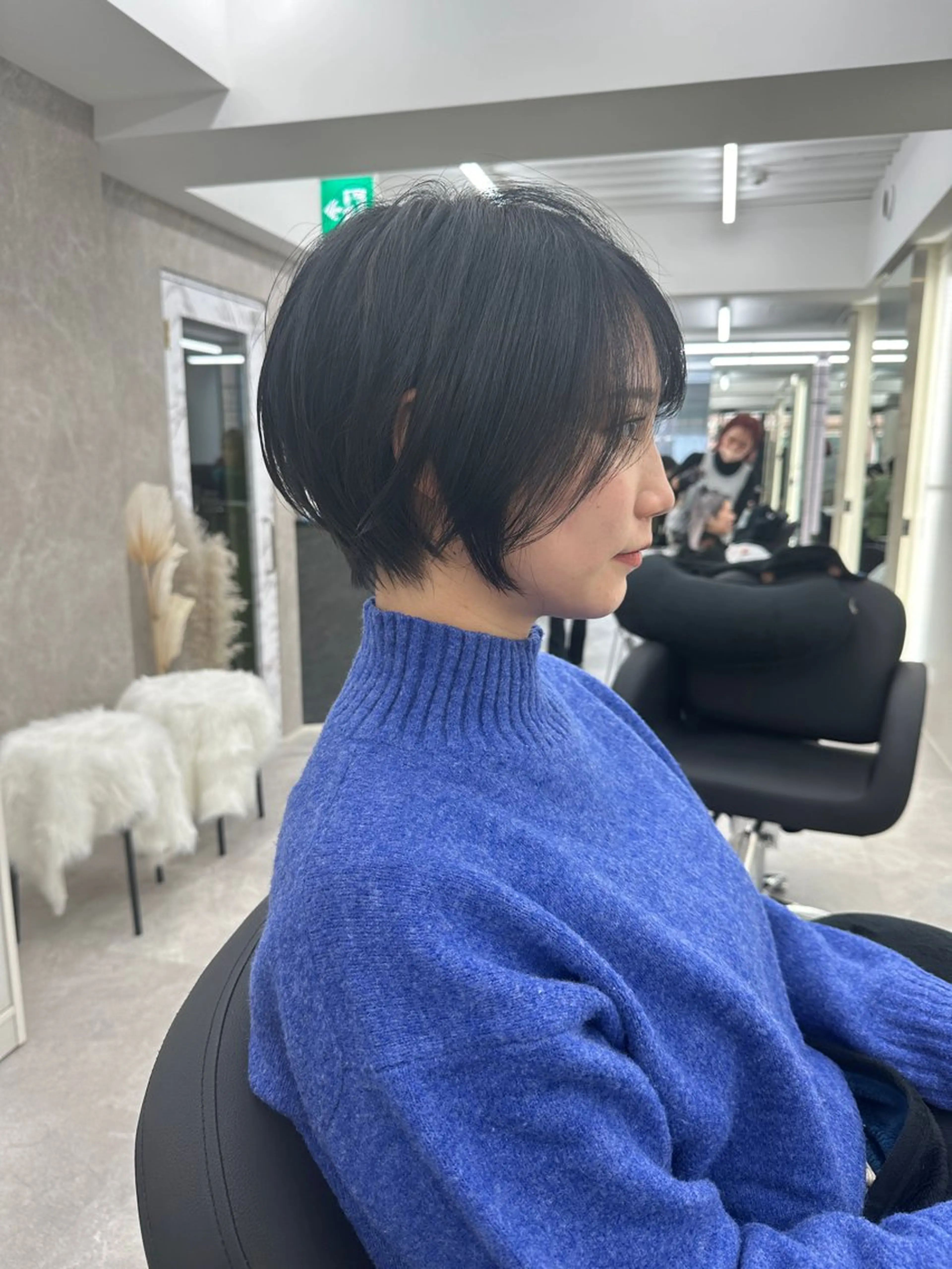 ショート カラー ショートボブ 丸みショート ボブ 顔周りカット 似合わせカット 似合わせスタイル 岡田勇哉のヘアスタイル