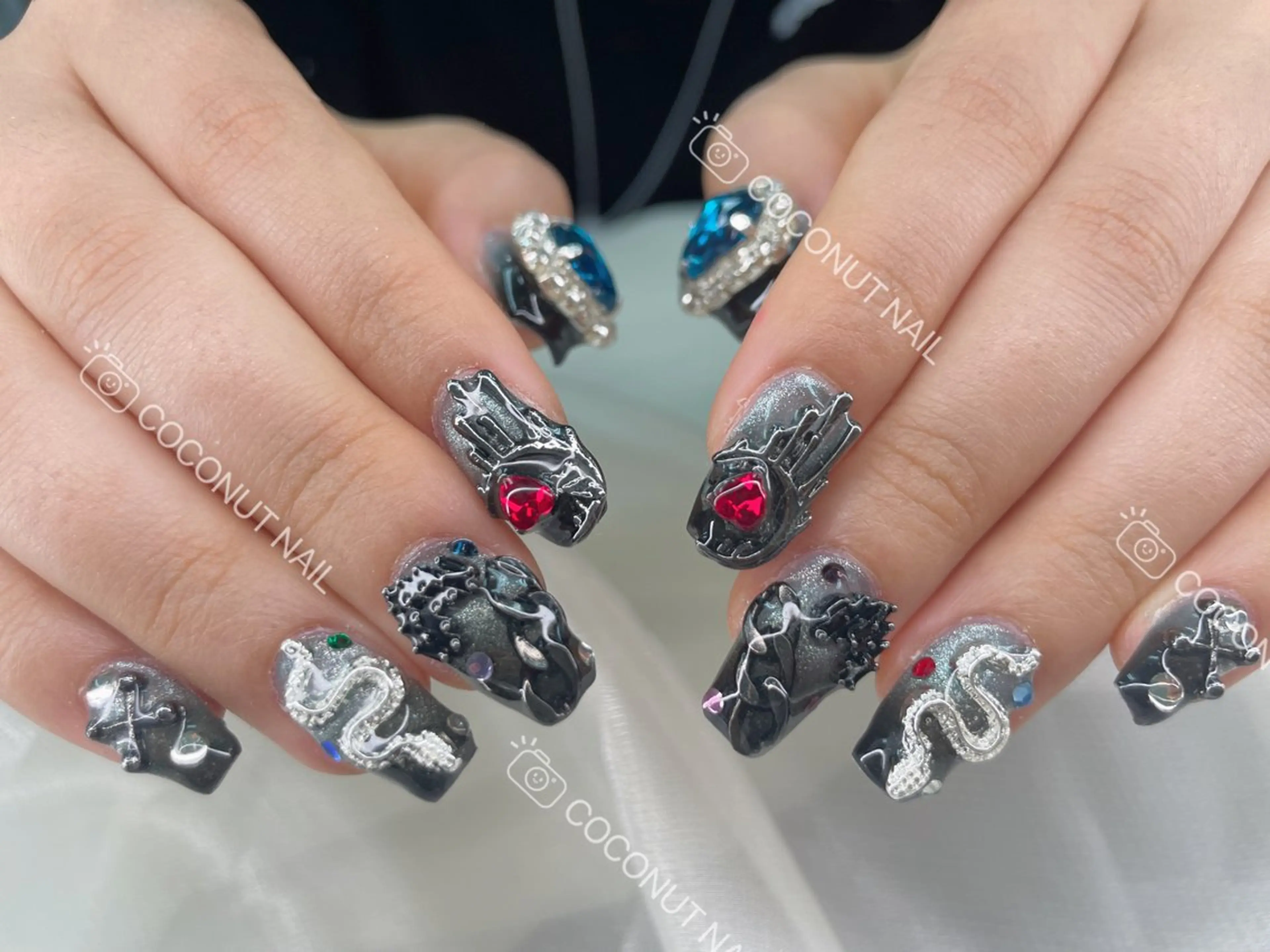 ネイル ハンドネイル 神田 ココナッツのネイルデザイン