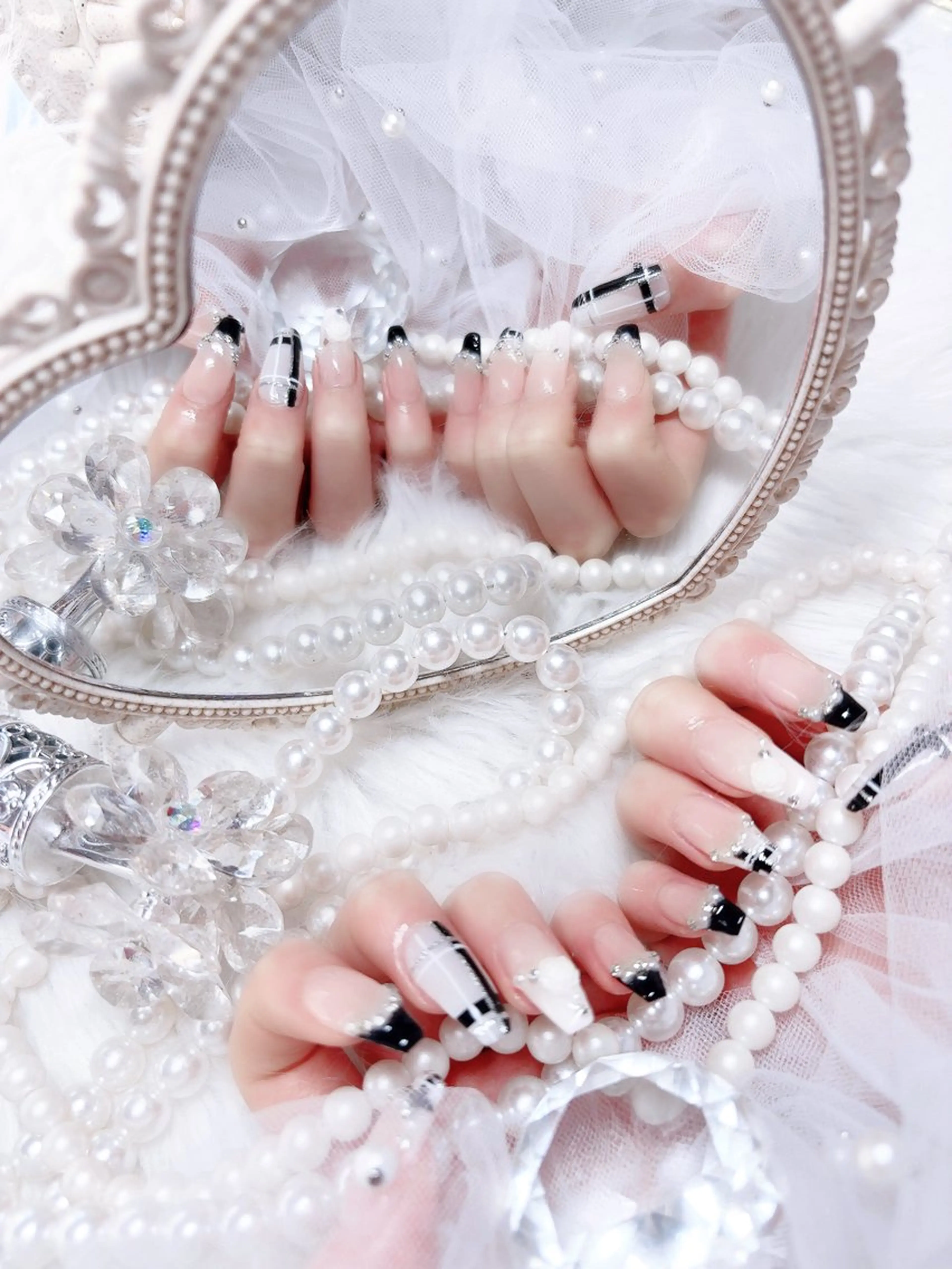 ネイル オーロラネイル 成人式 フットネイル 韓国ネイル ロングネイル Yudia🦋 azuのネイルデザイン