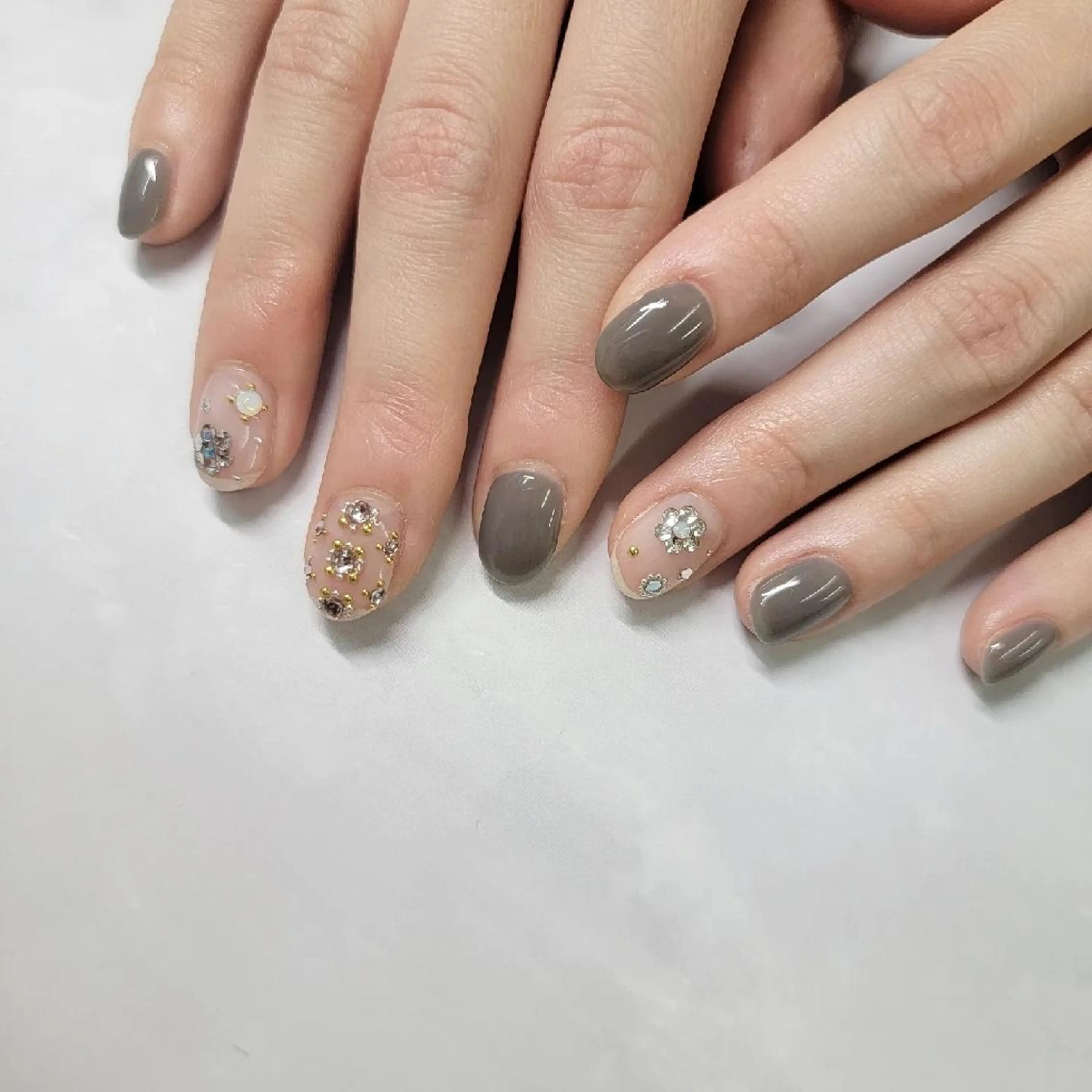 ネイル ハンドネイル みよし市 nail salon*pomnal.co所属・Shimada Harukaのネイルデザイン