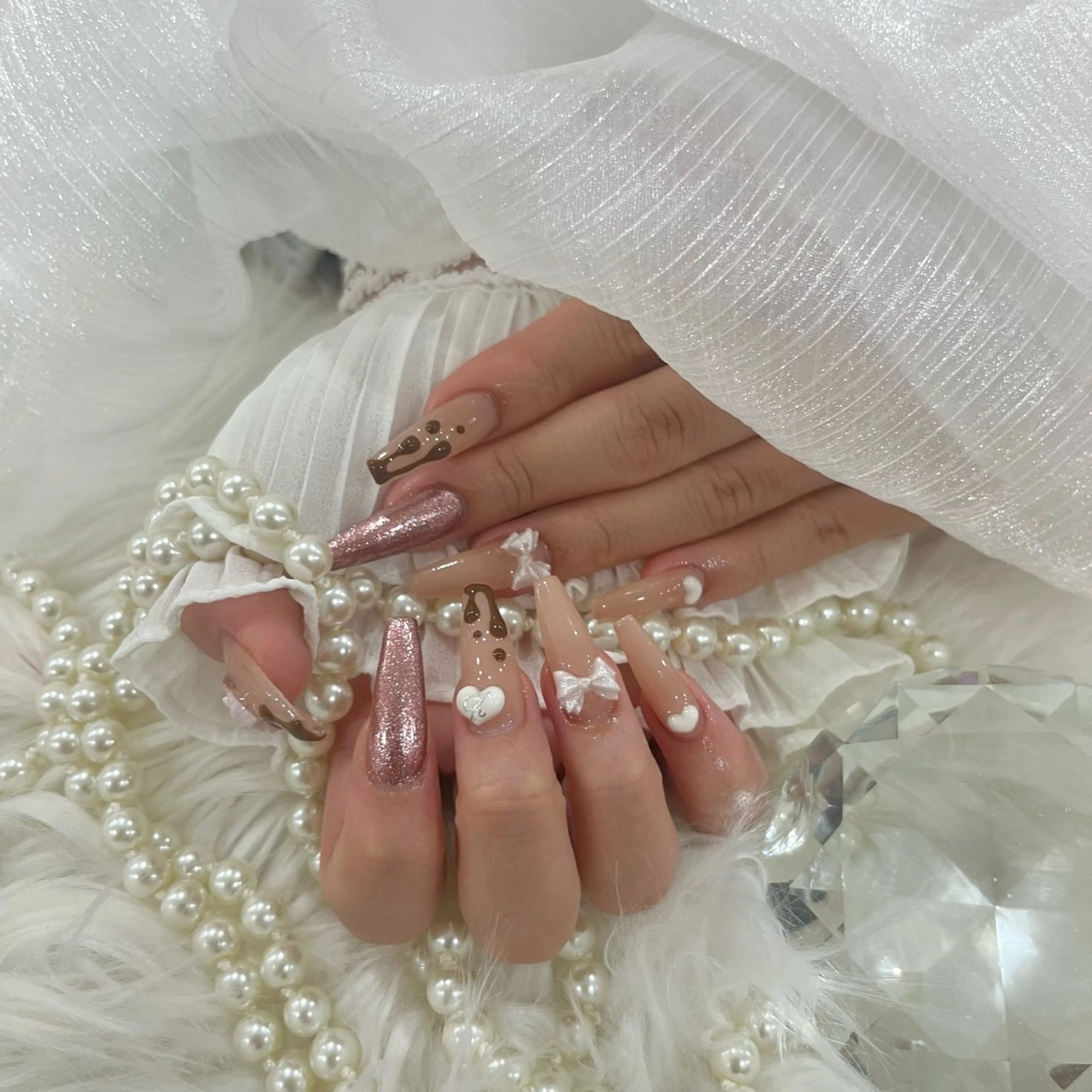 ネイル バレンタイン ワンホンネイル FLY Nail Salonのネイルデザイン