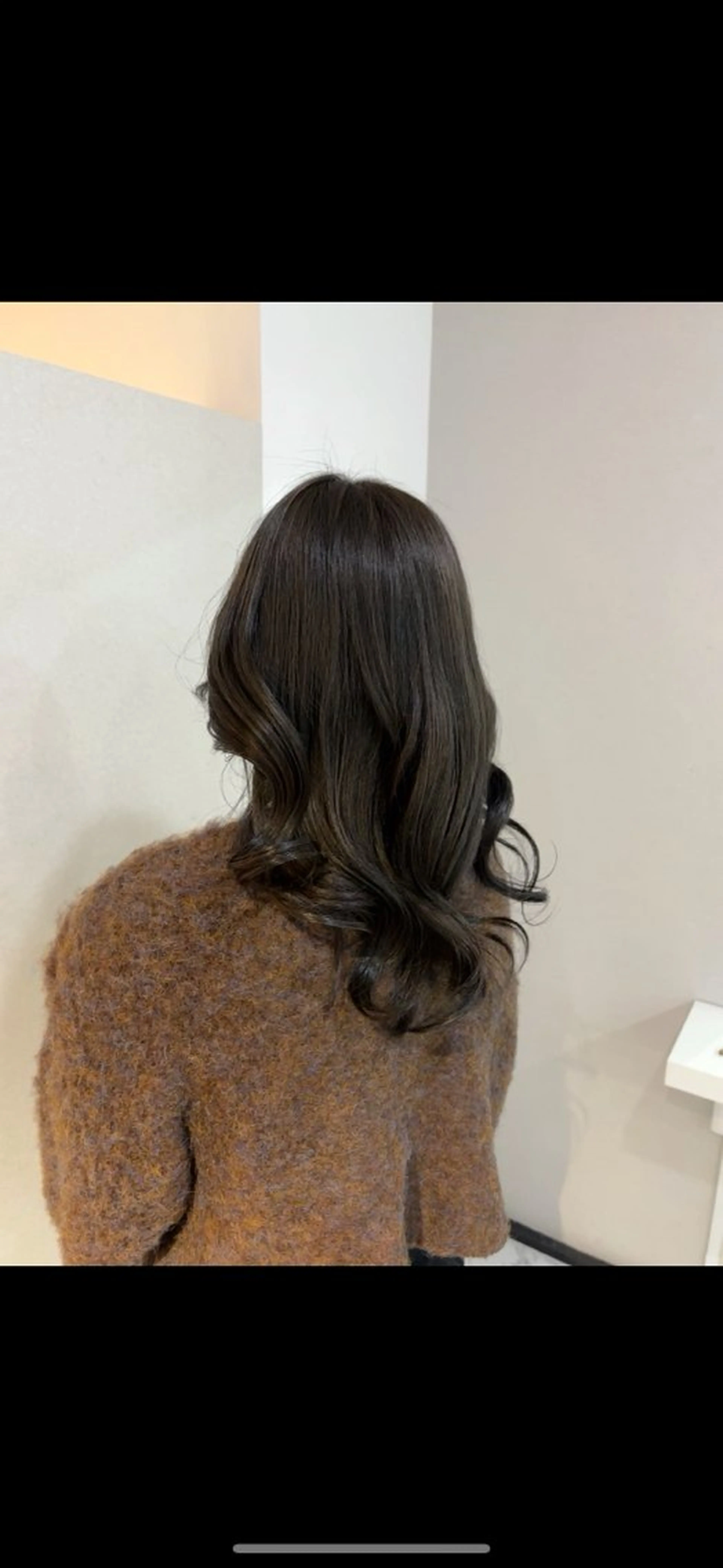 セミロング カラー 透明感カラー グレージュ オリーブグレージュ オリーブグレー ヘアカラー ブリーチモデル募集中 星川まお𝜗𝜚のヘアスタイル