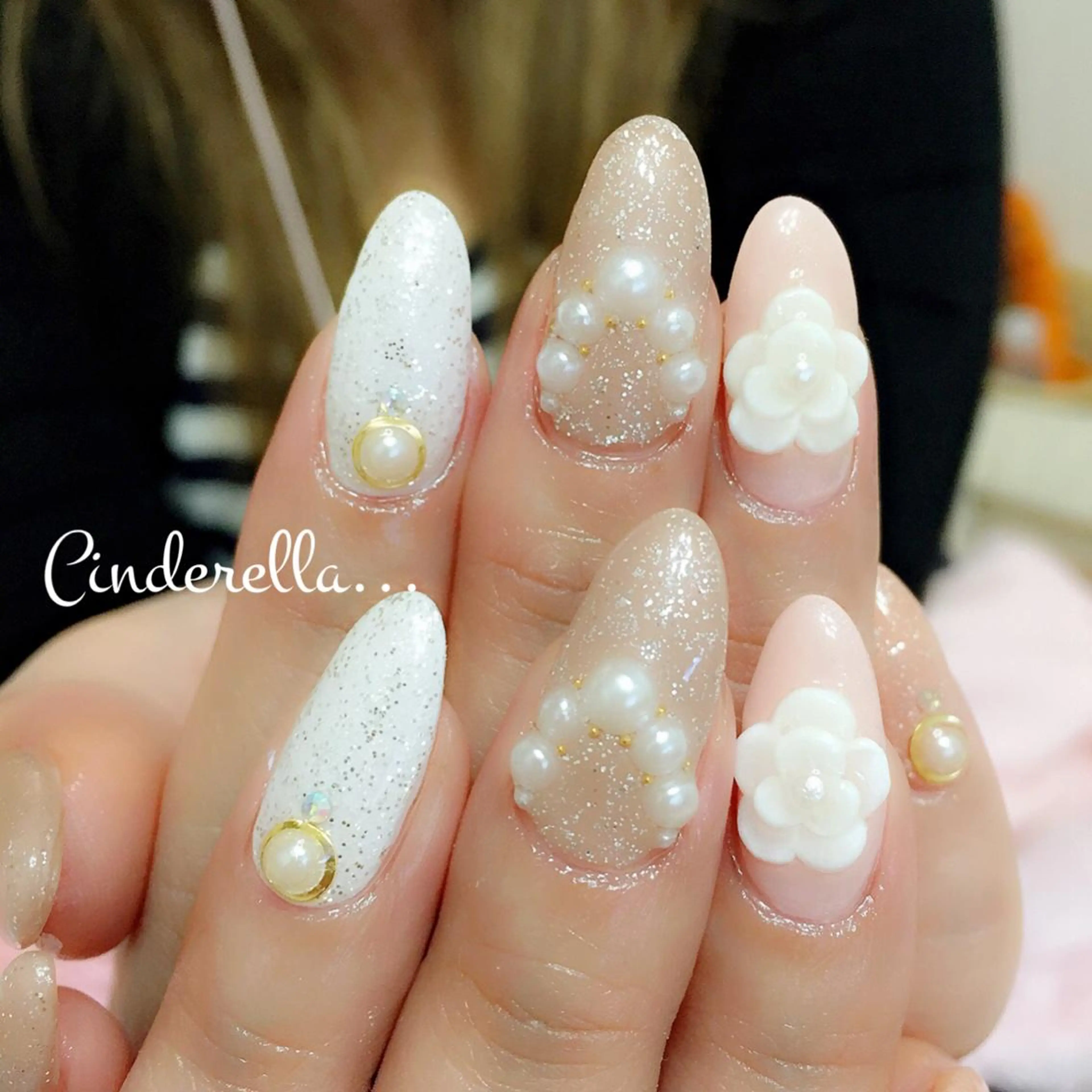 ネイル Nailroom. Cinderellaのネイルデザイン