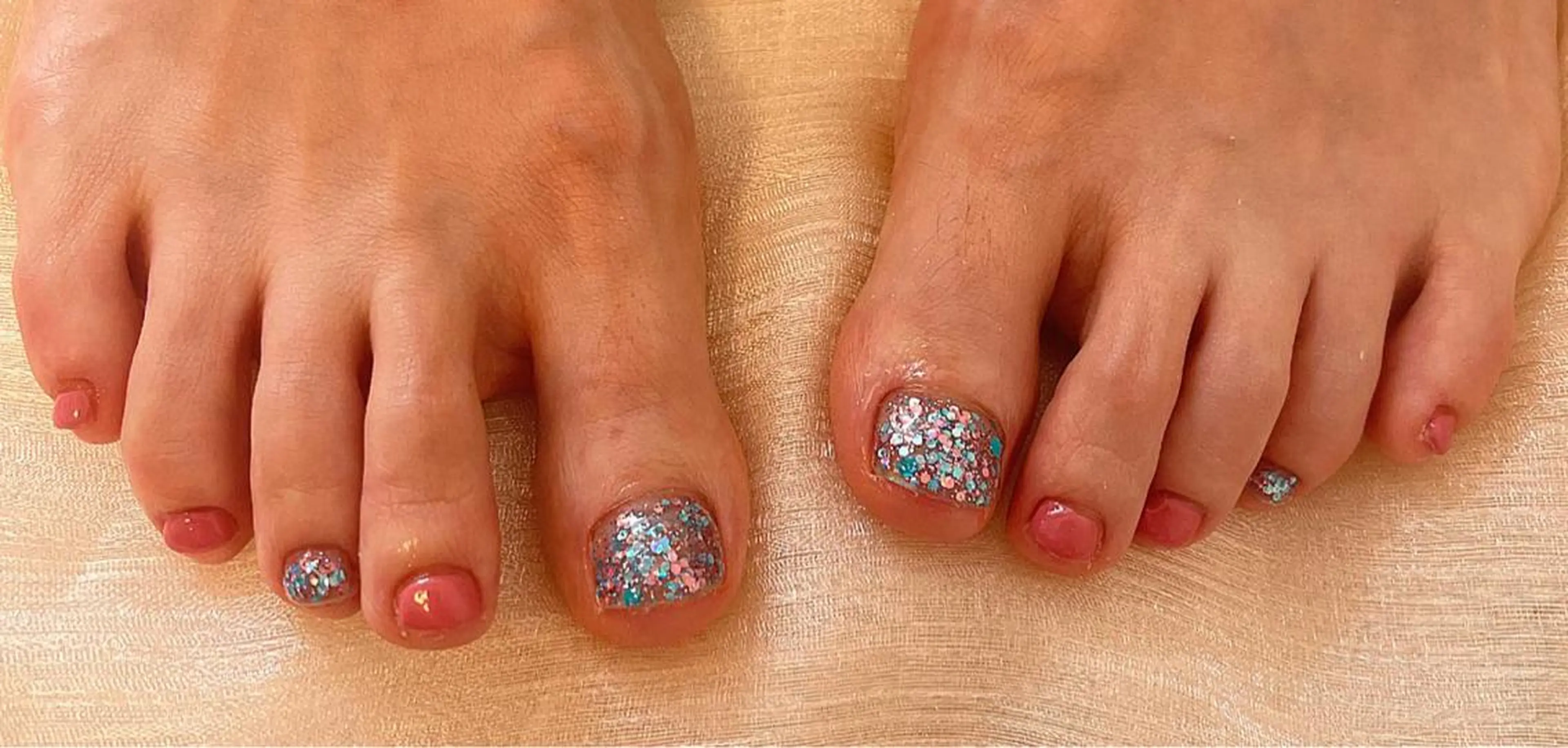 ネイル フットネイル D-BEAUTY Nailsalonのネイルデザイン