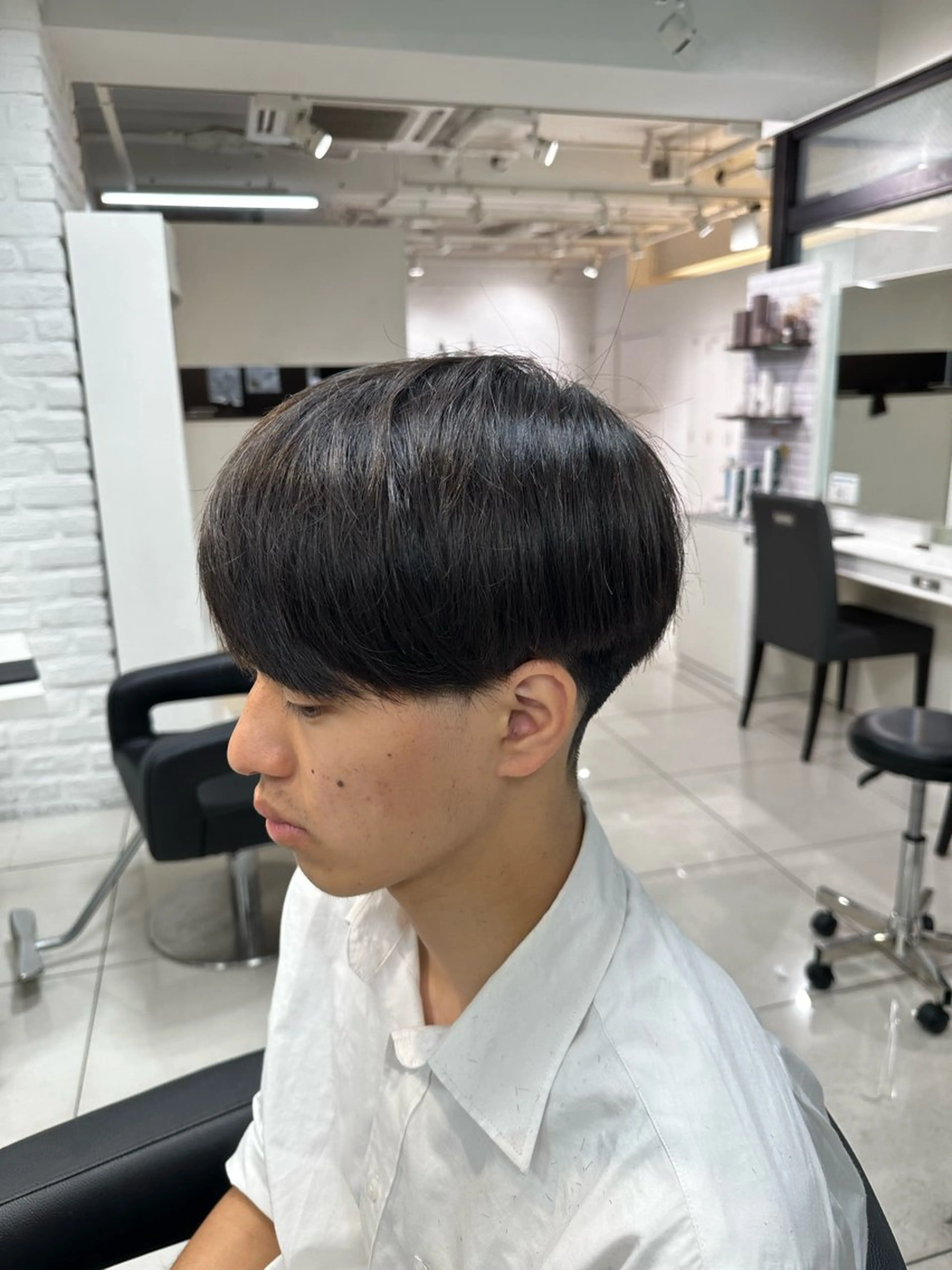 ショート 【シャドウパーマ センターパート】義心のヘアスタイル