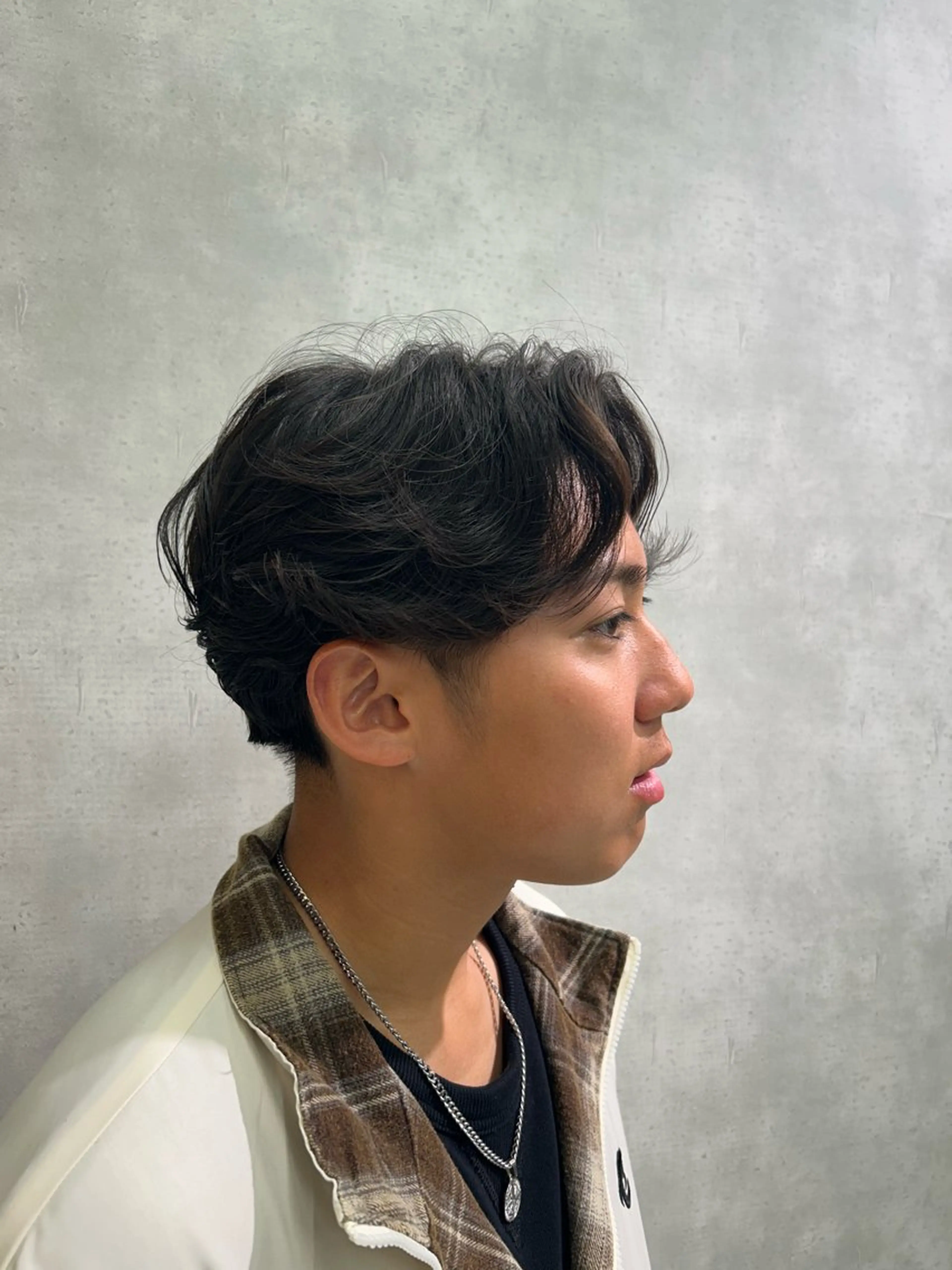 メンズ 花井輝 ボブ/センターパートのヘアスタイル