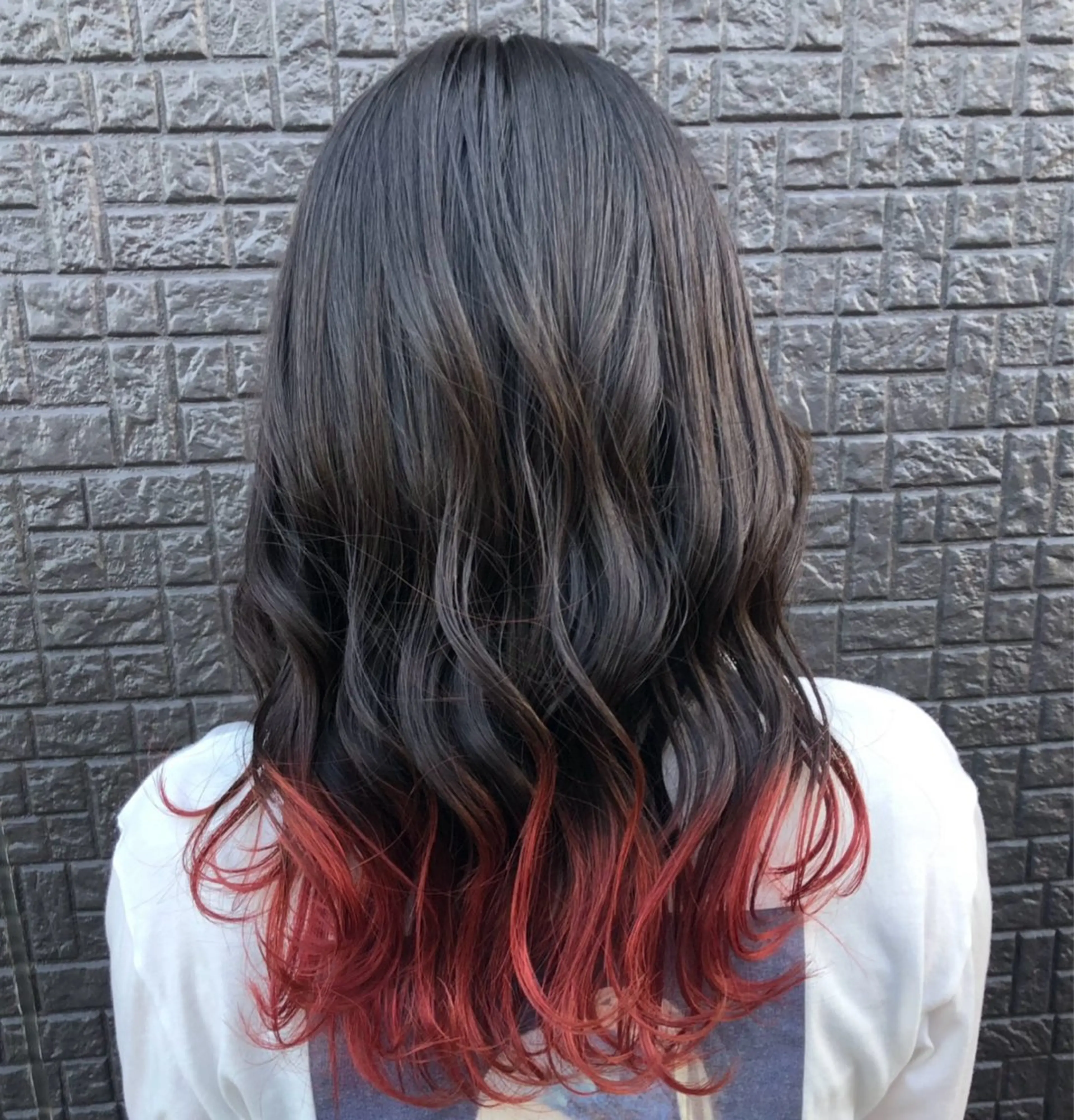 カラー TELAHAIR岡野 春奈のヘアスタイル