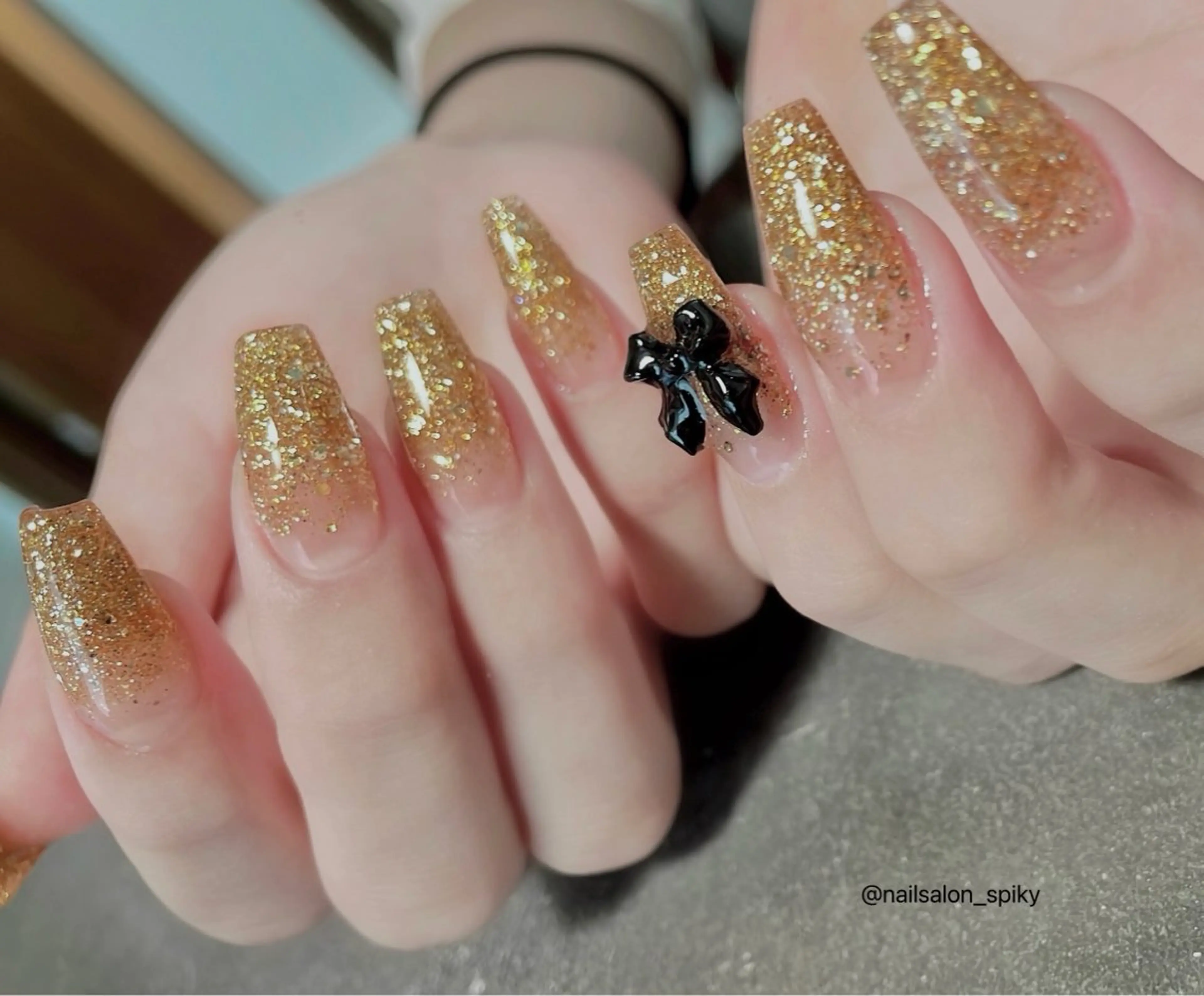 ネイル リボン Spiky とうげ ふうかのネイルデザイン