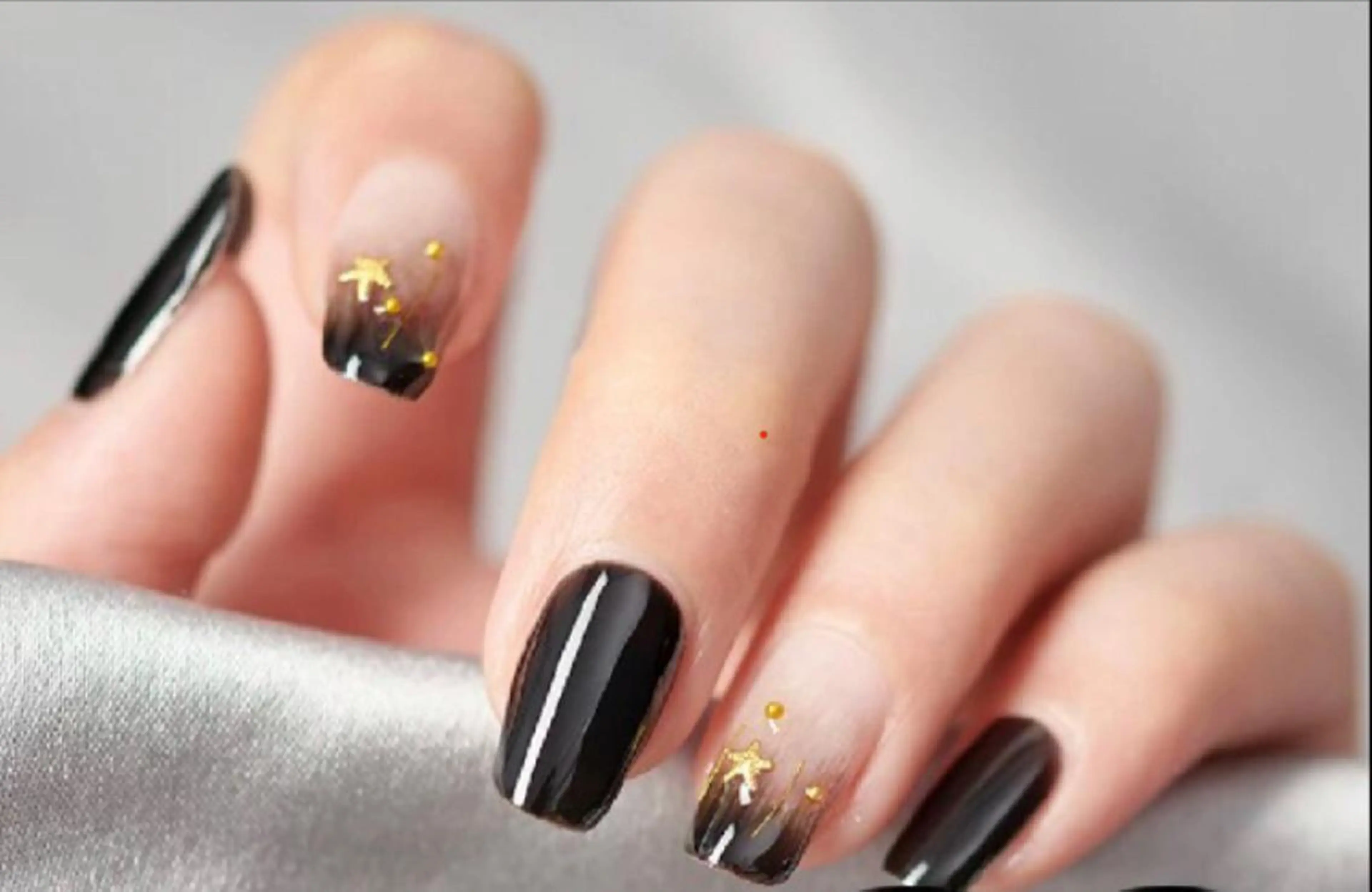 ネイル ハンドネイル ゲン レイカのネイルデザイン