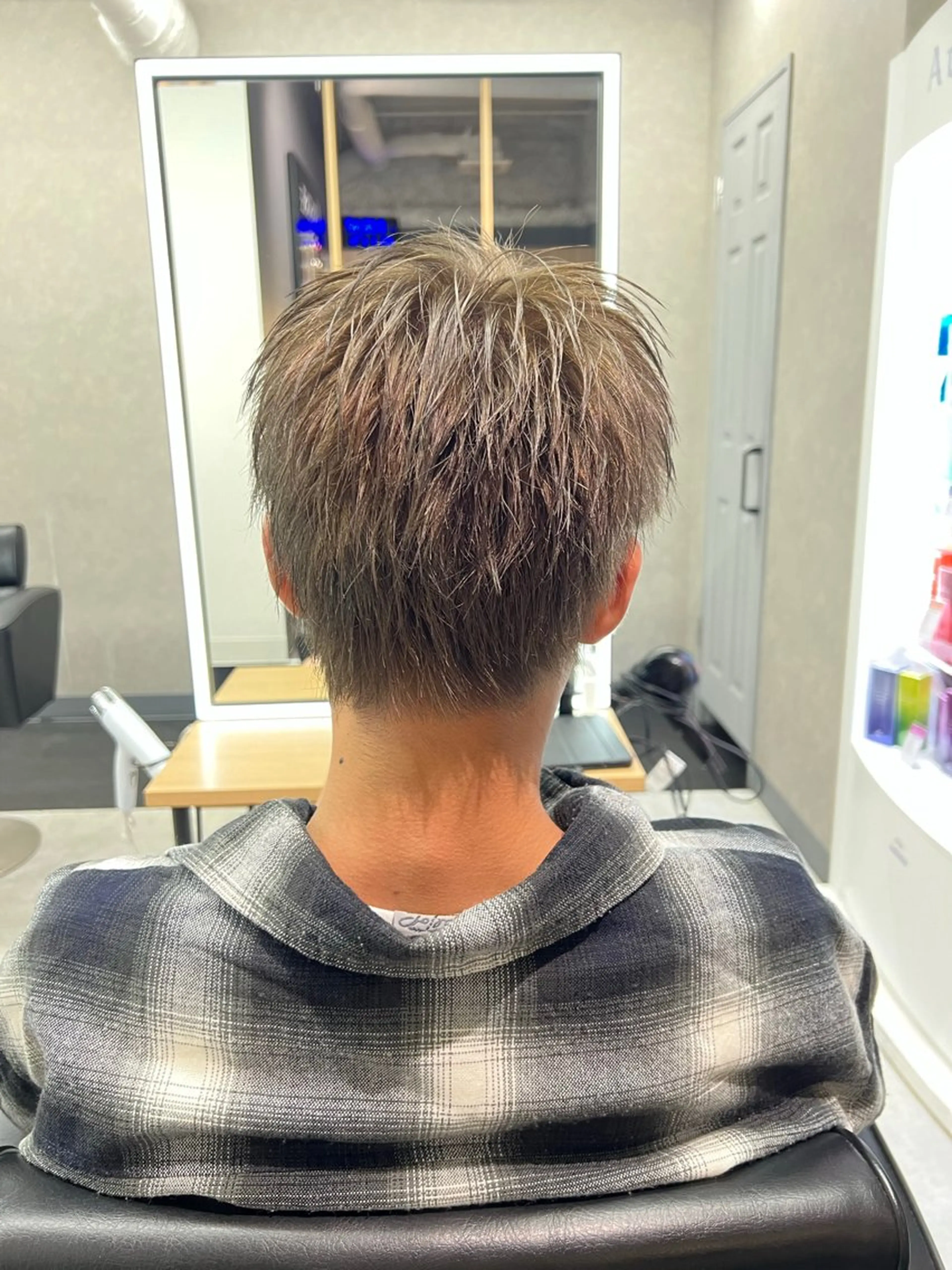 カラー 吉満 翔のヘアスタイル