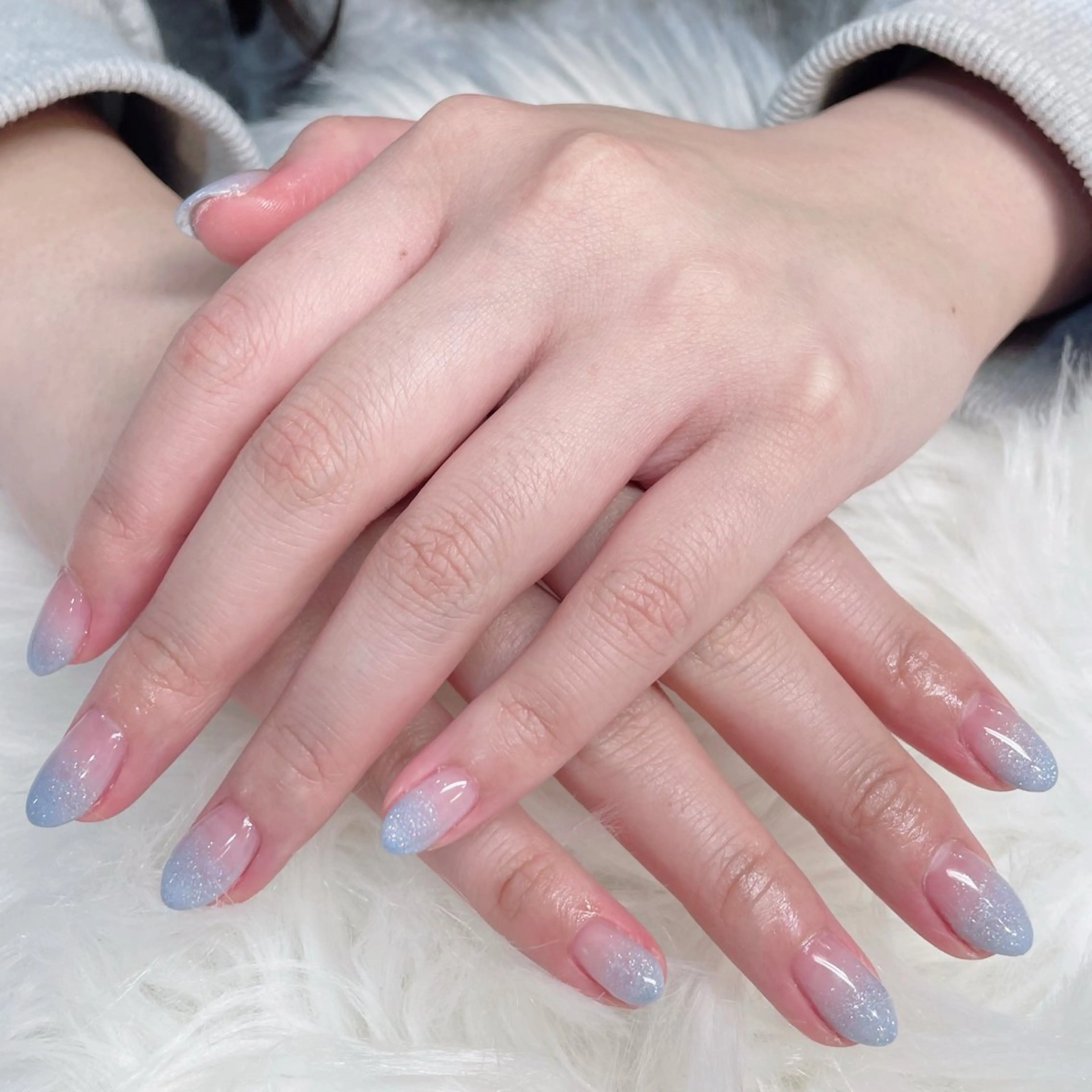 ネイル グラデーション ラメ(グリッター) エリクサーネイル池袋店所属・エリクサーネイル池袋 大槻のネイルデザイン