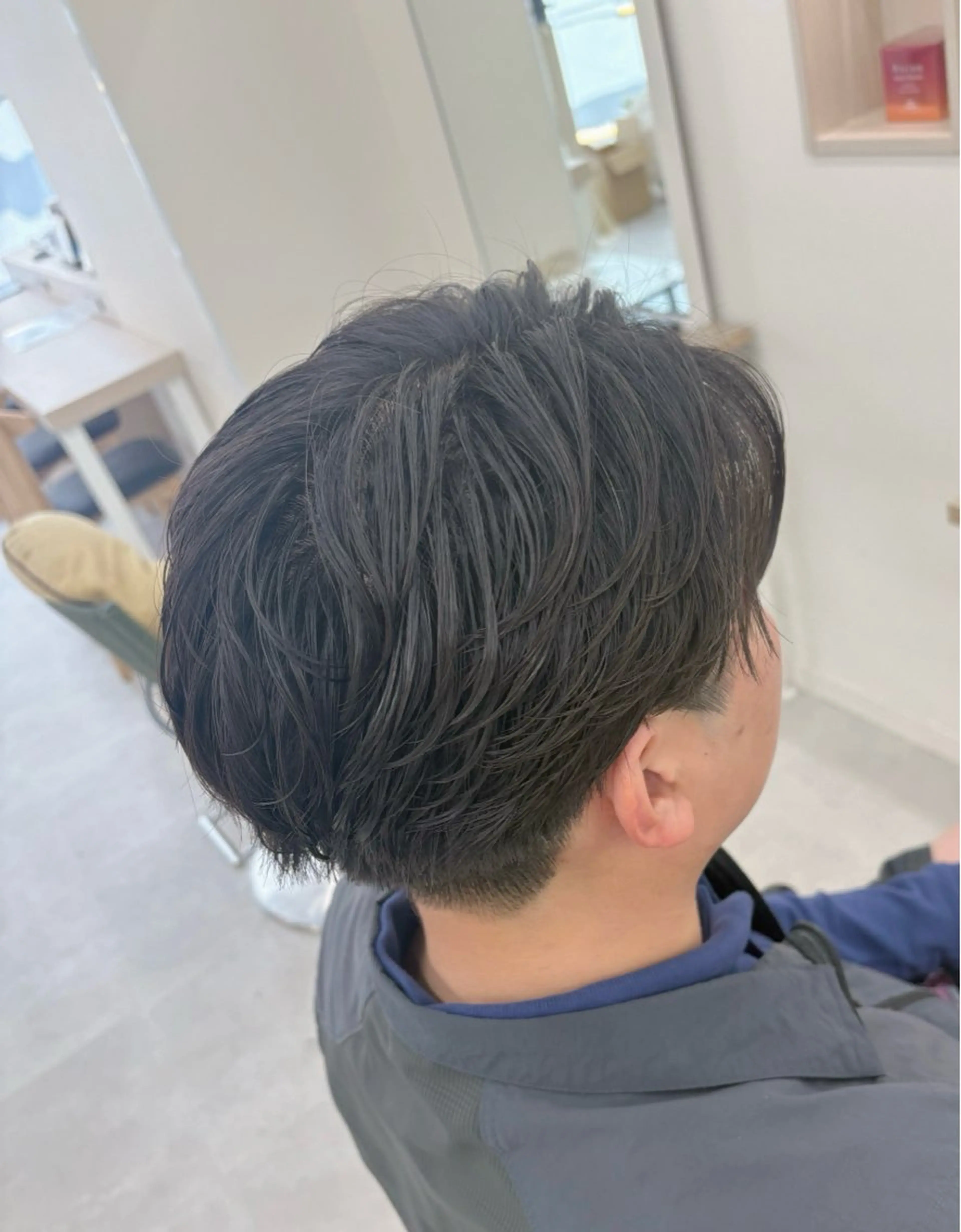 パーマ メンズ カット パーマ NaVIユウジ ブリーチカラーのヘアスタイル