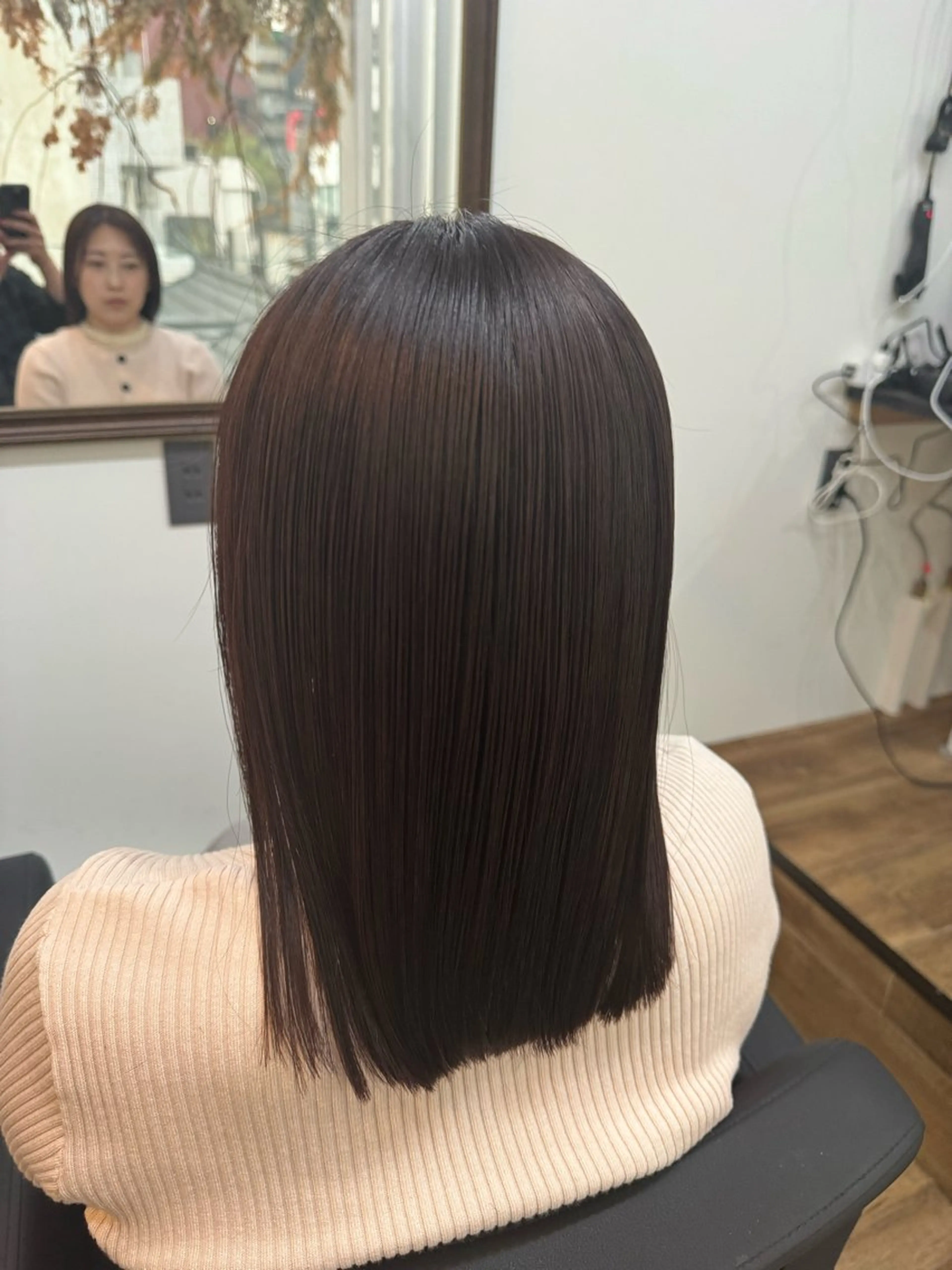ミディアム カラー カット ヘアカラー 縮毛矯正 トリートメント 椎葉 祐也のヘアスタイル