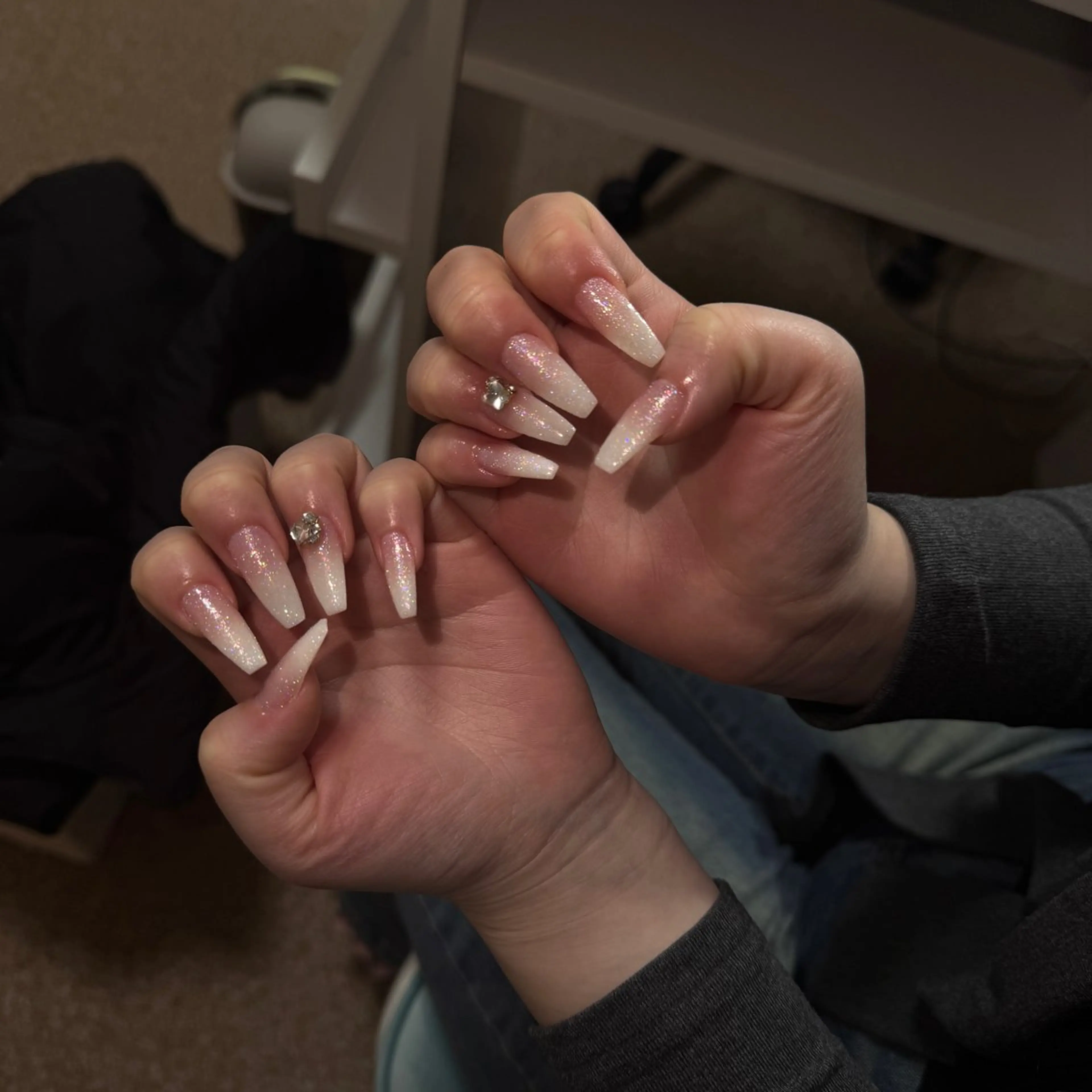 ネイル チークネイル フレンチネイル グラデーション 韓国ネイル マグネットネイル ハンドネイル Hana nail所属・Hana Nailのネイルデザイン