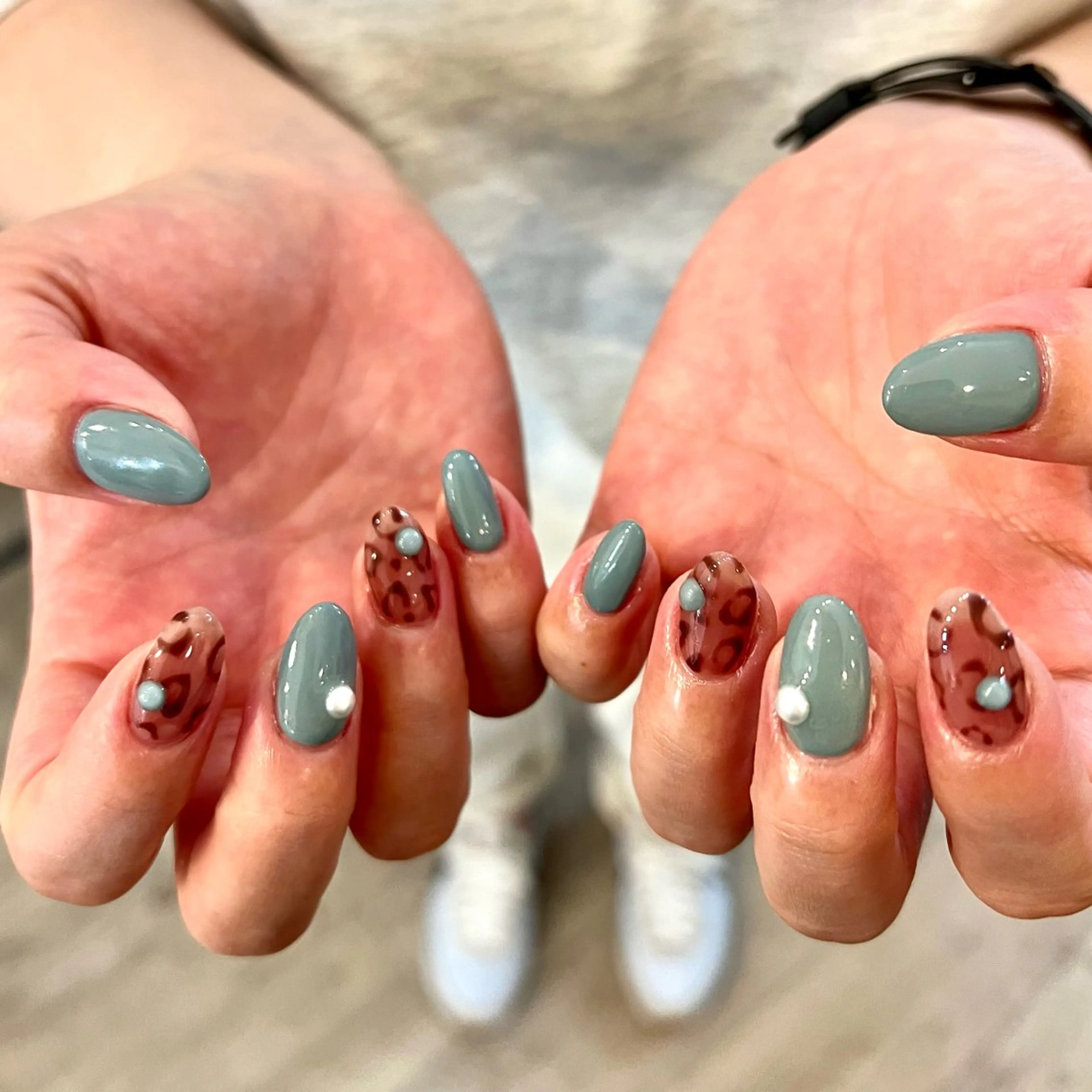 ネイル ハンドネイル 新井 風花のネイルデザイン