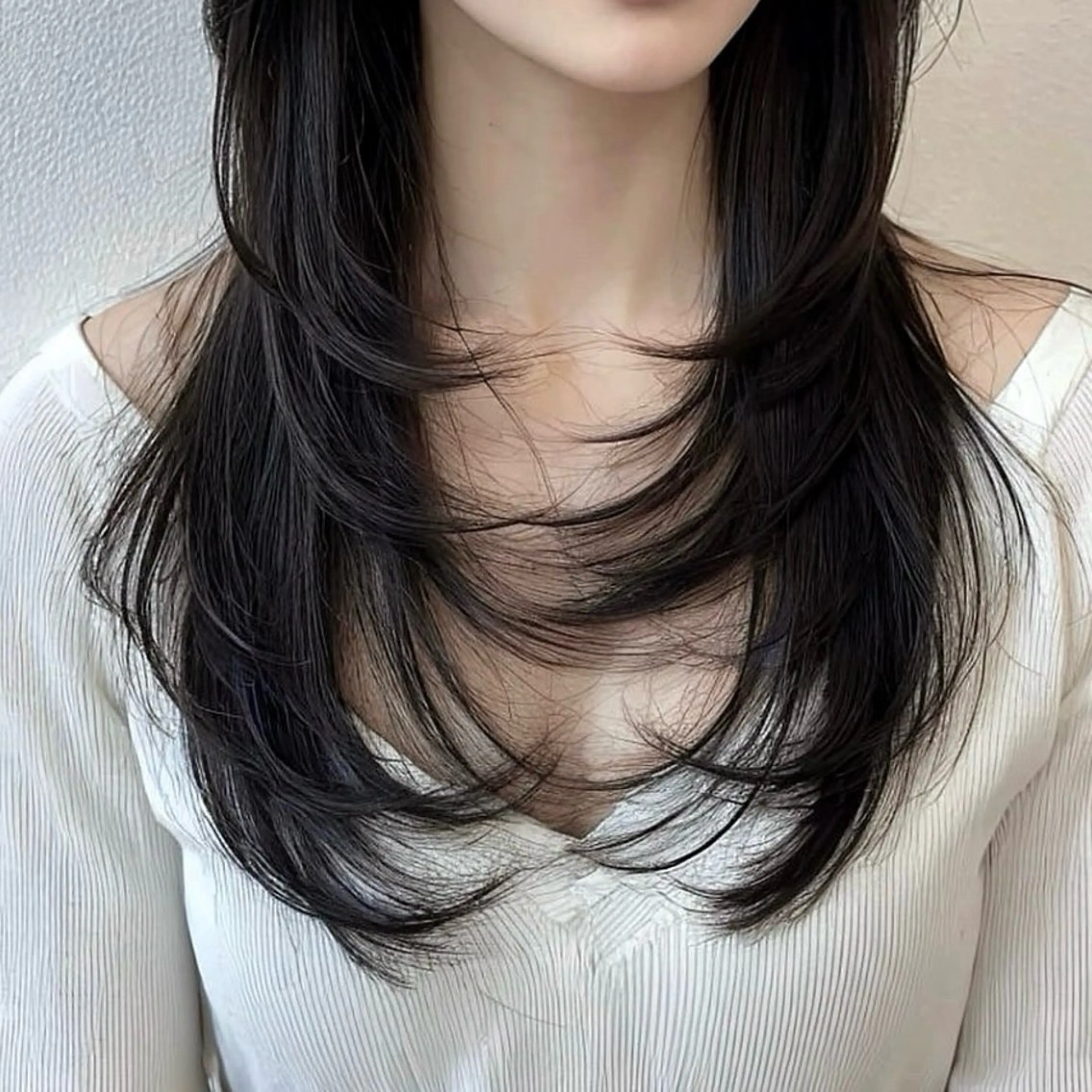 セミロング 森 いずなのヘアスタイル