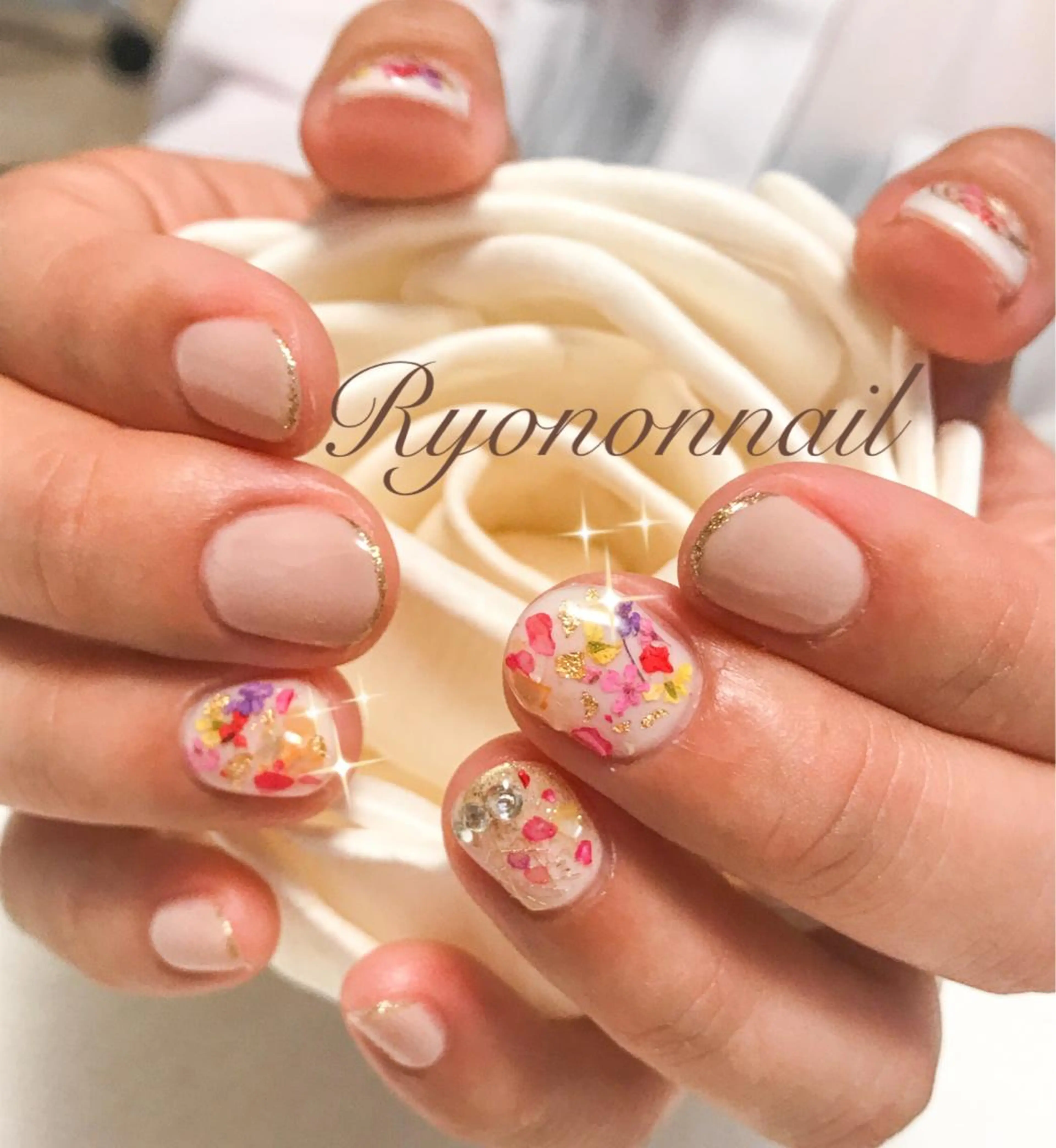 ネイル アートネイル フラワーネイル Ryononnail(リョノンネイル)所属・Ryononnail 上谷典子のネイルデザイン