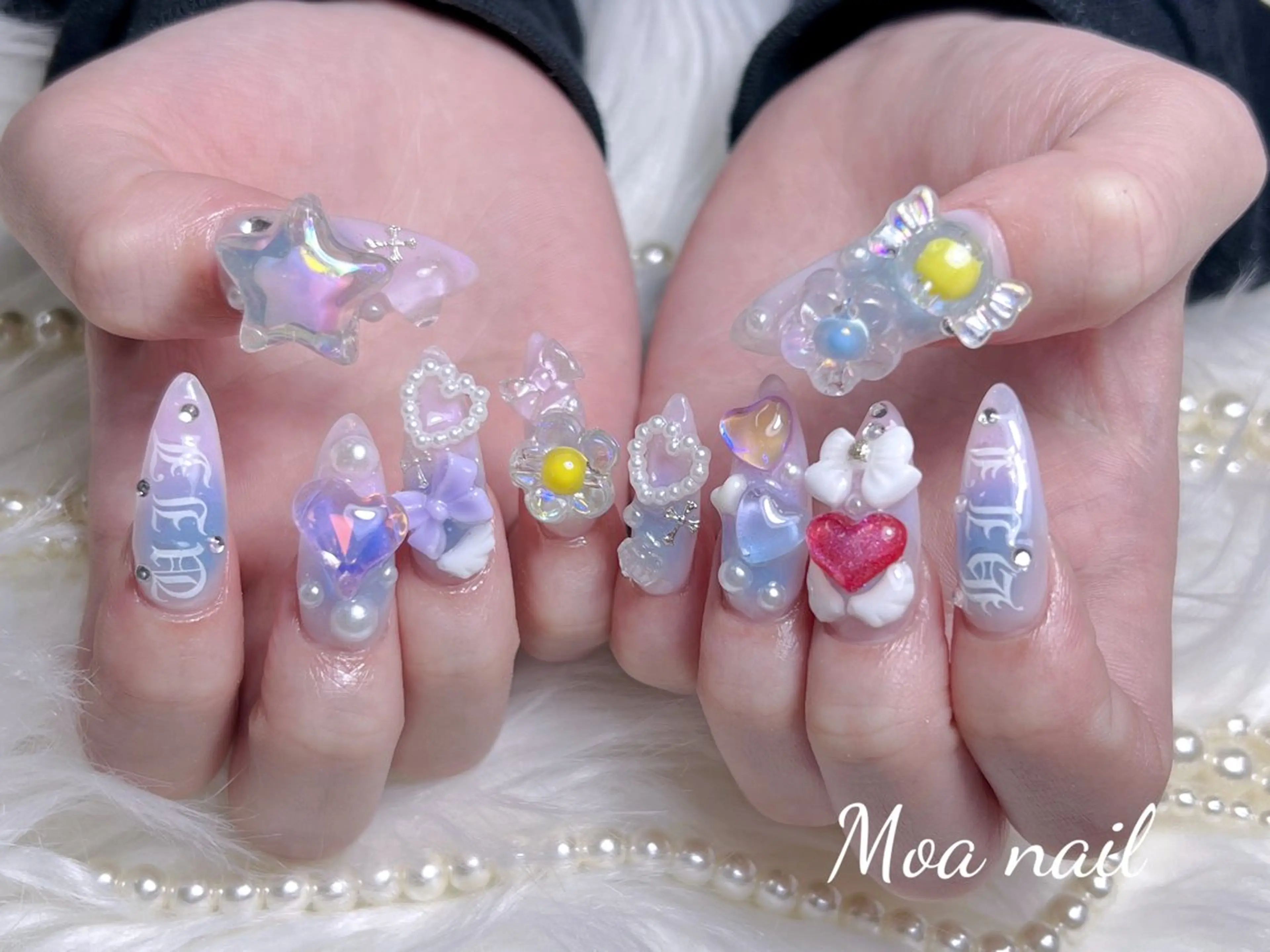 ネイル 長さ出し フレンチネイル ガラスフレンチ ハート キラキラネイル ハンドネイル Moa nailのネイルデザイン