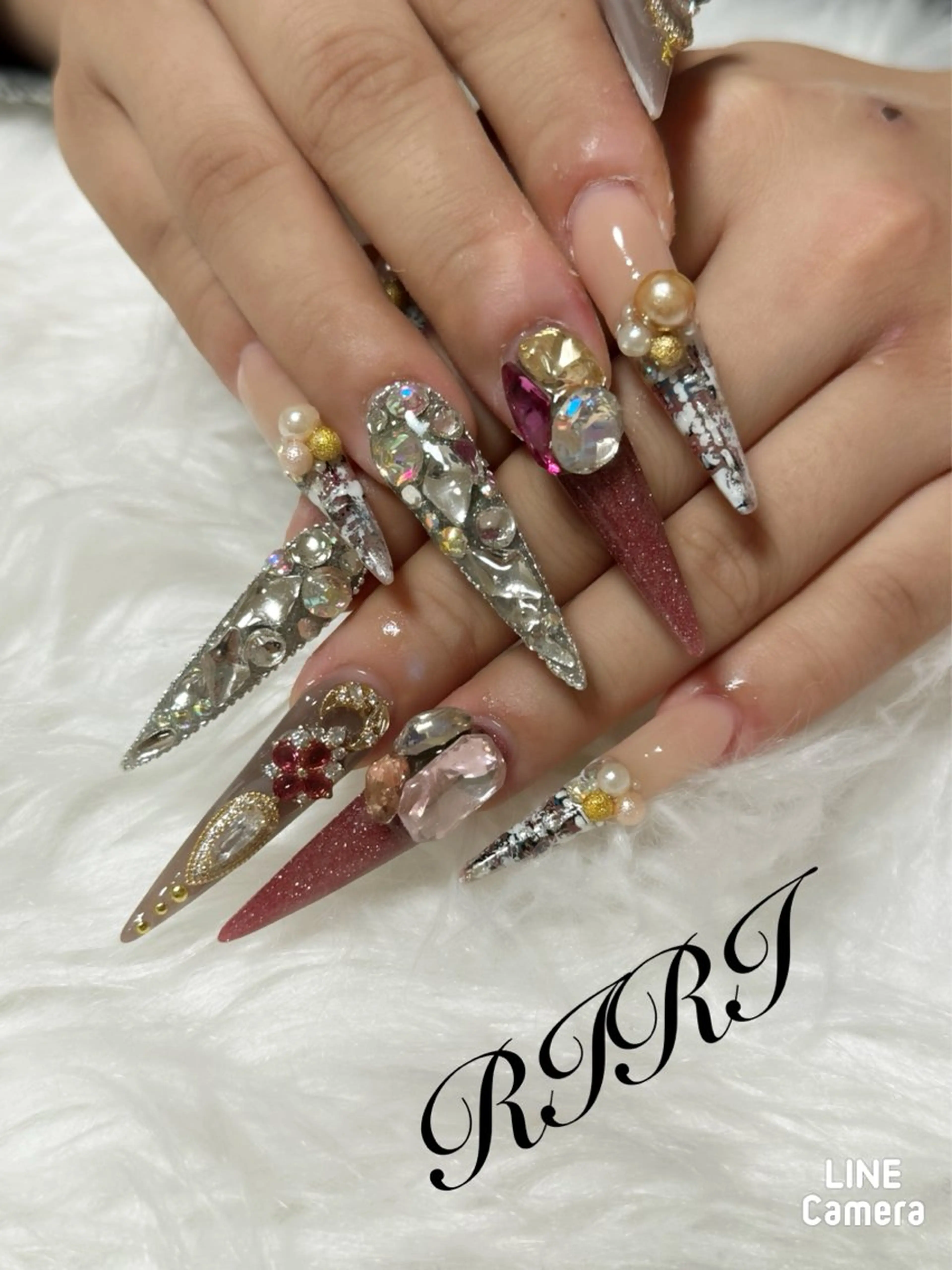 ネイル ハンドネイル riri オーナーのネイルデザイン