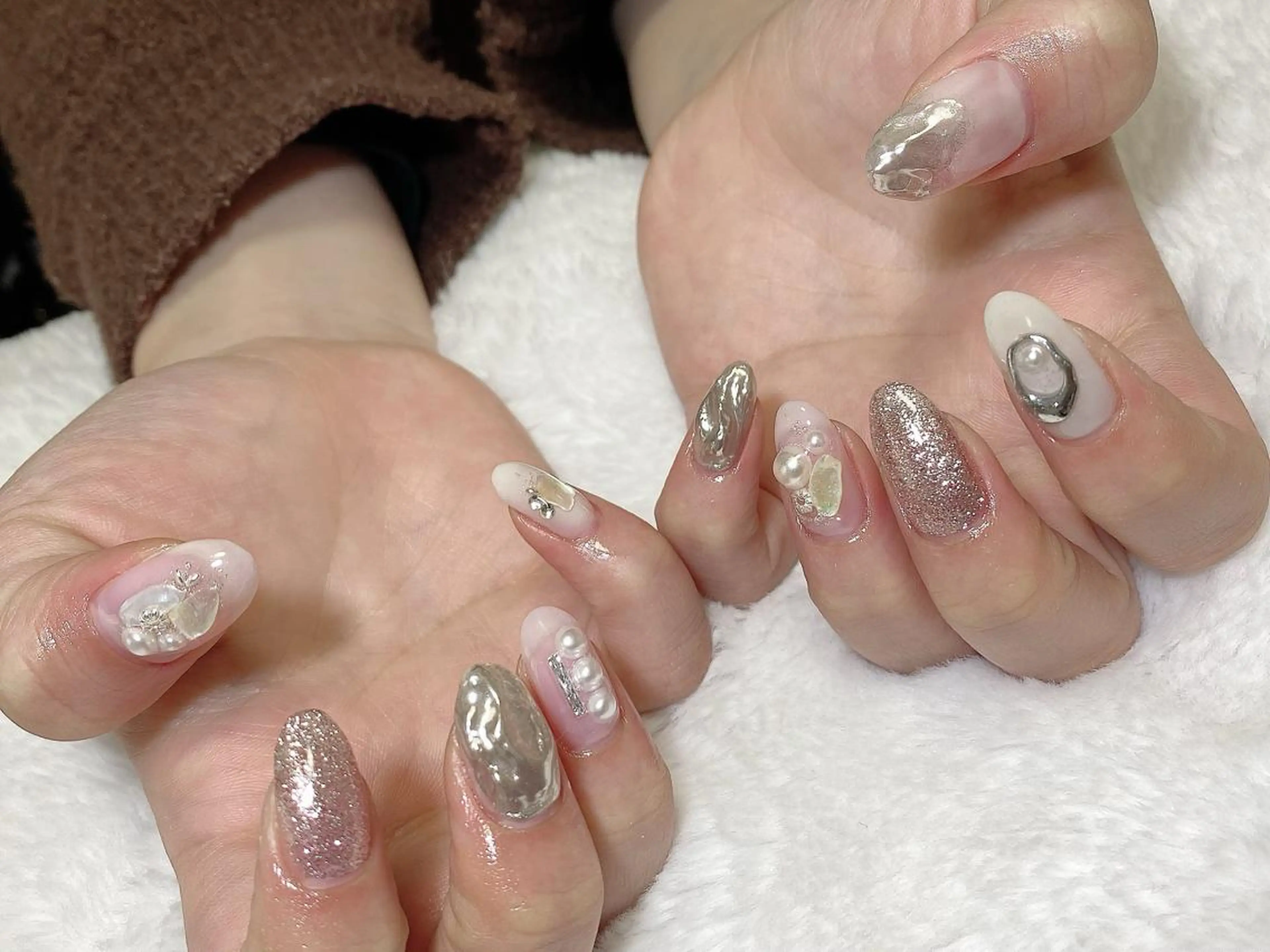 ネイル ニュアンスネイル 春ネイル ホワイト private salon NIKOのネイルデザイン