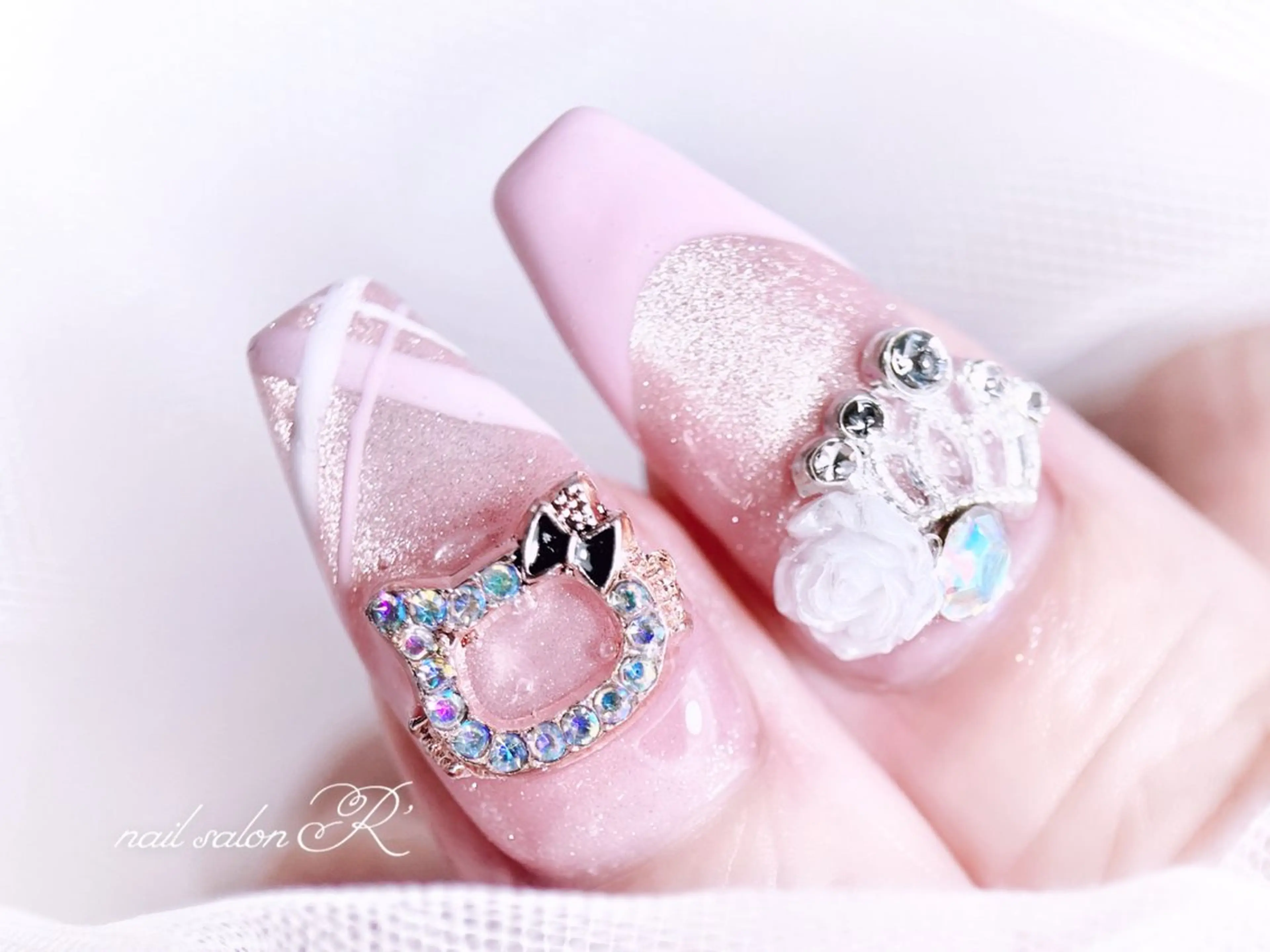 ネイル nailsalon R’のネイルデザイン