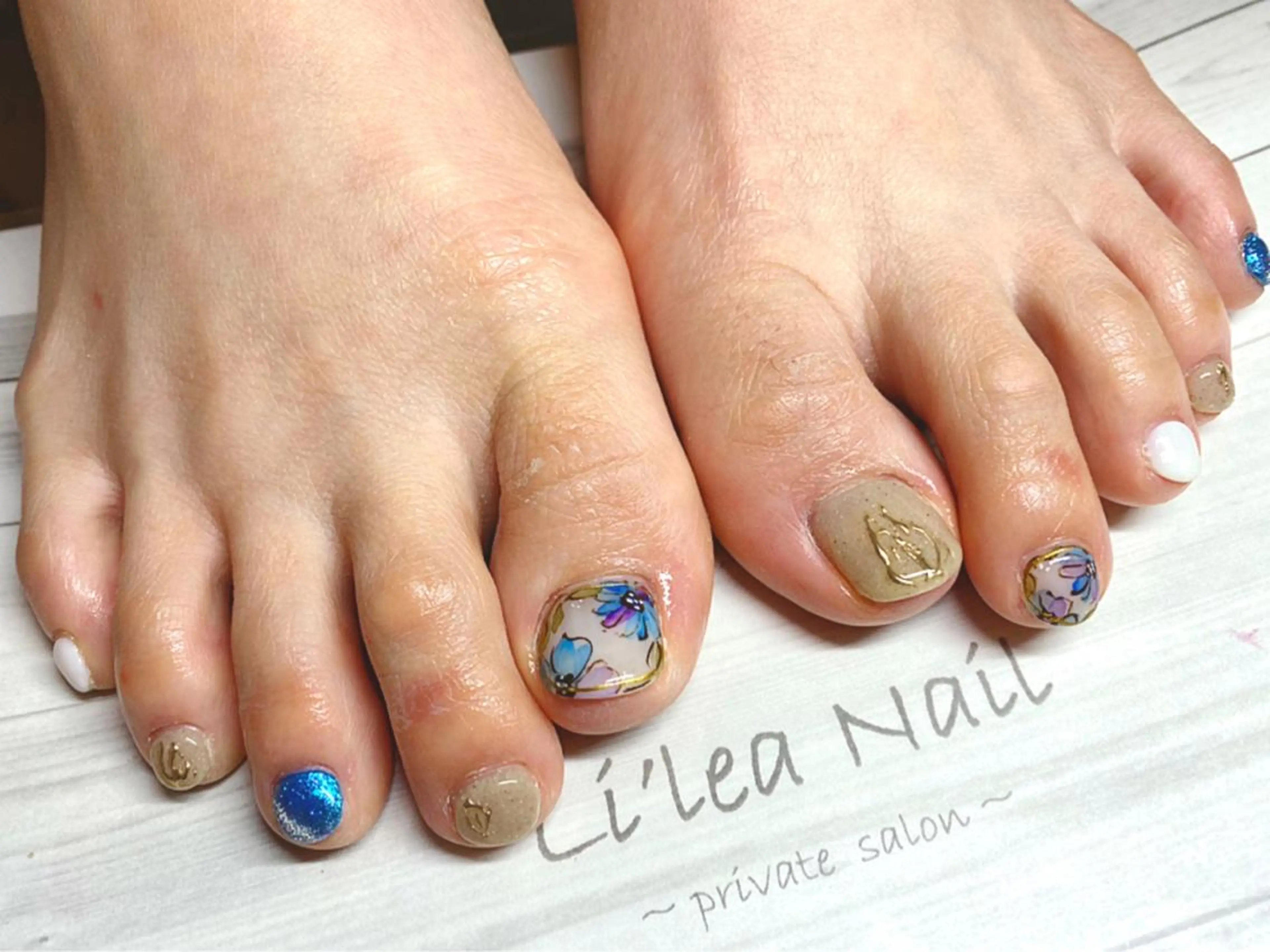 ネイル Li'leaNail AINAのネイルデザイン