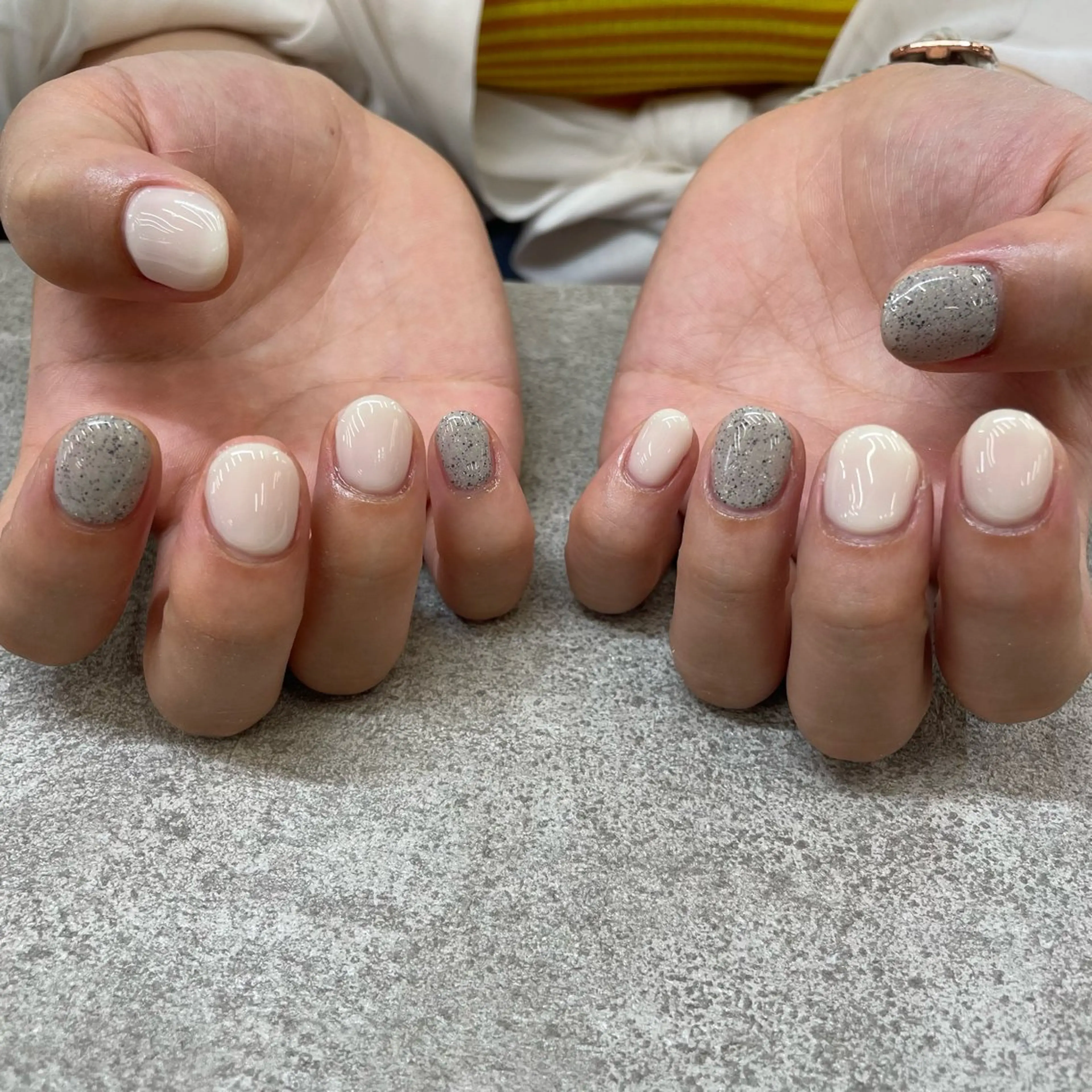 ネイル ジェルネイル ラメ(グリッター) MAXKELLY EMIのネイルデザイン