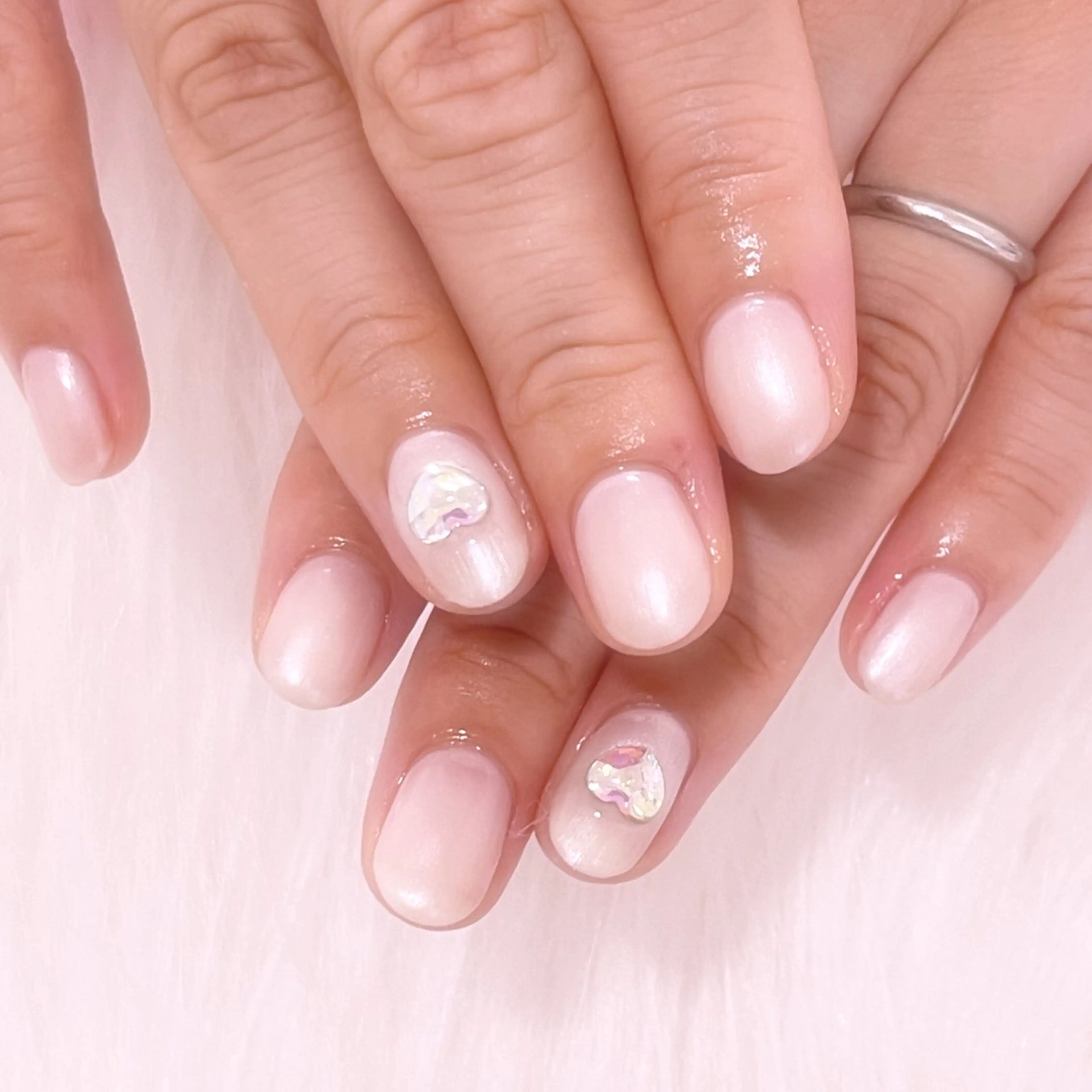 ネイル アートネイル ハンドネイル 梅島のネイル屋さん所属・梅島の ネイル屋さんのネイルデザイン