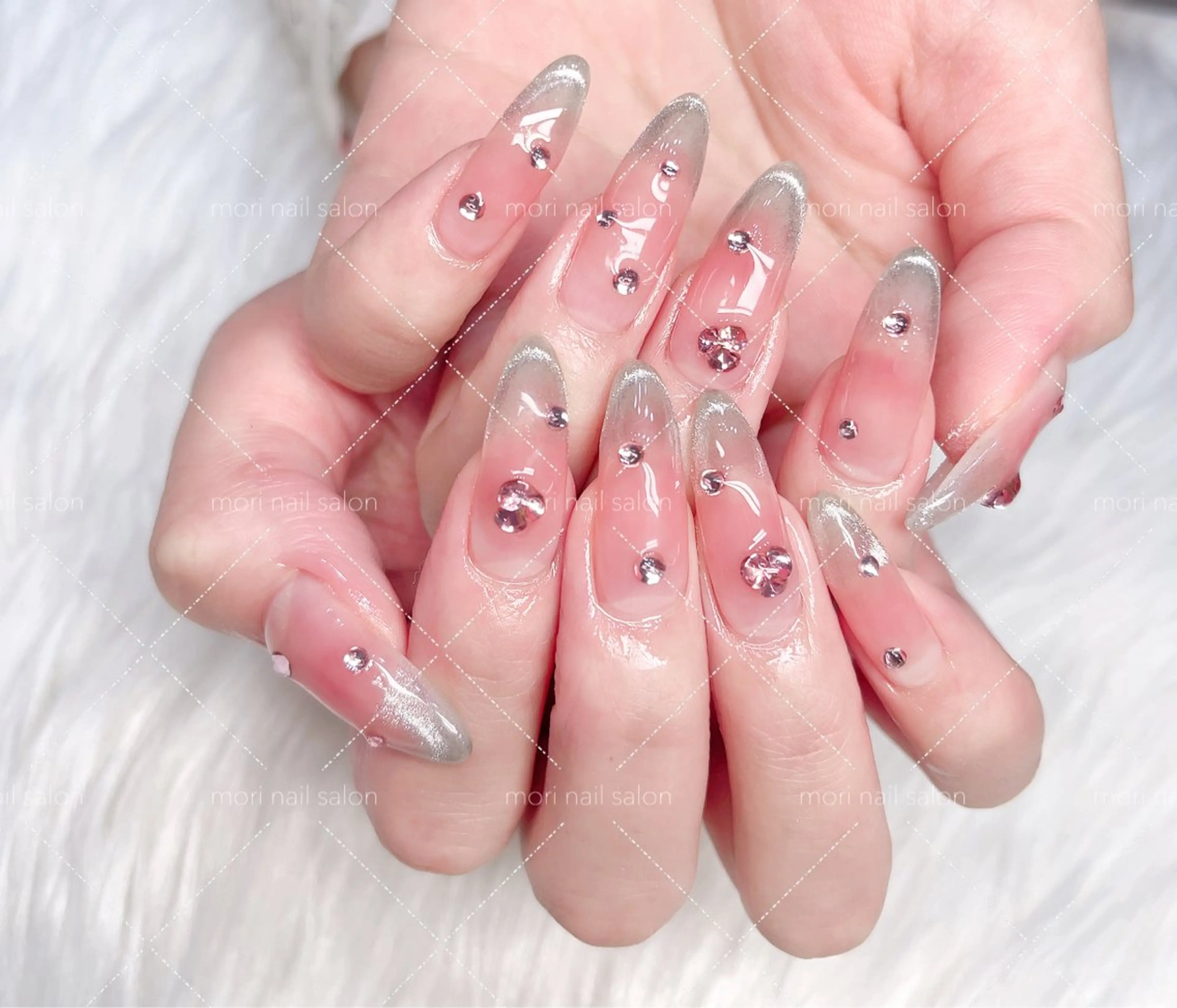 ネイル ハンドネイル 森 ネイルサロンのネイルデザイン