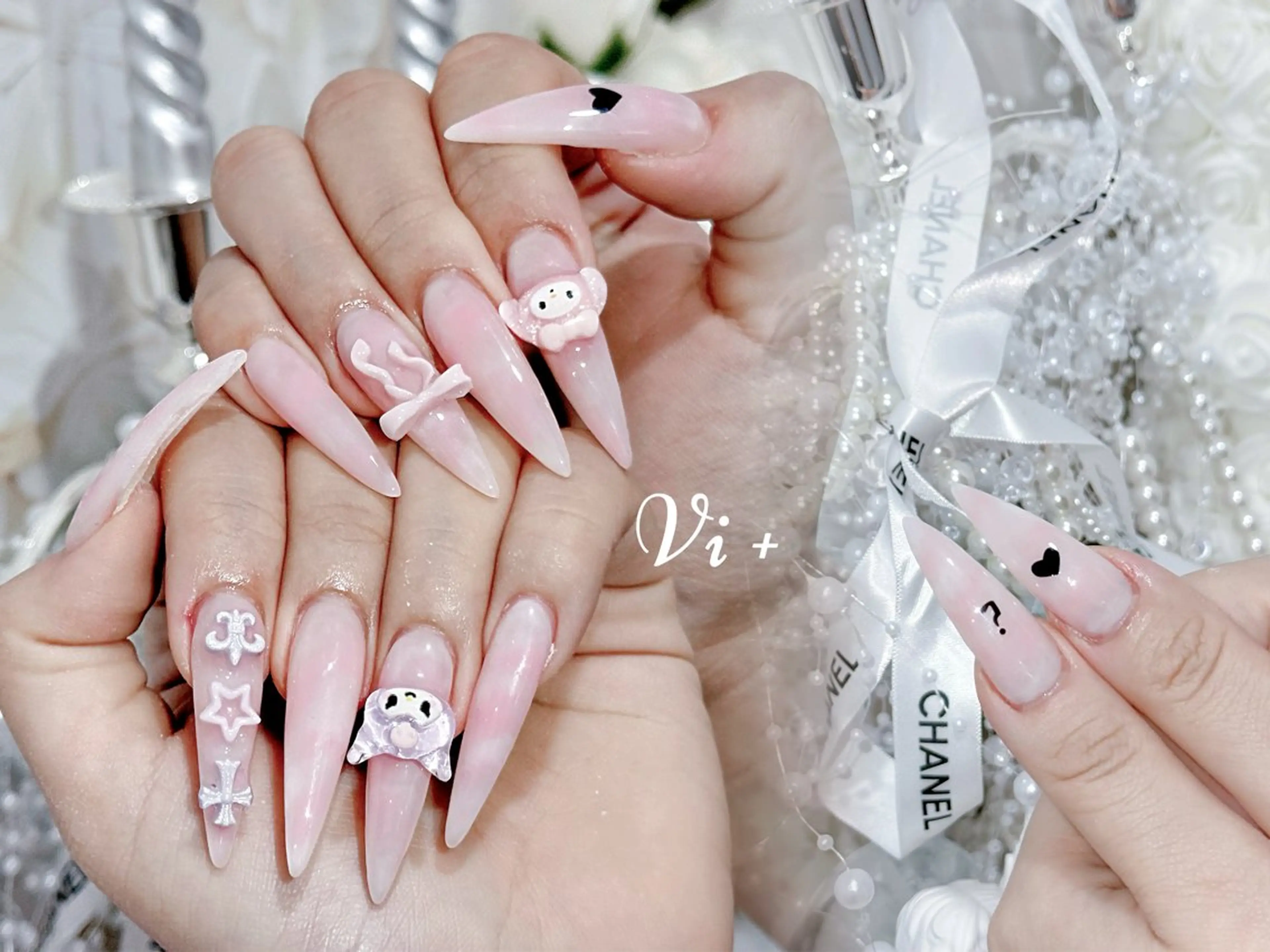 ネイル ハンドネイル ✨Nailsalon Vi+✨のネイルデザイン