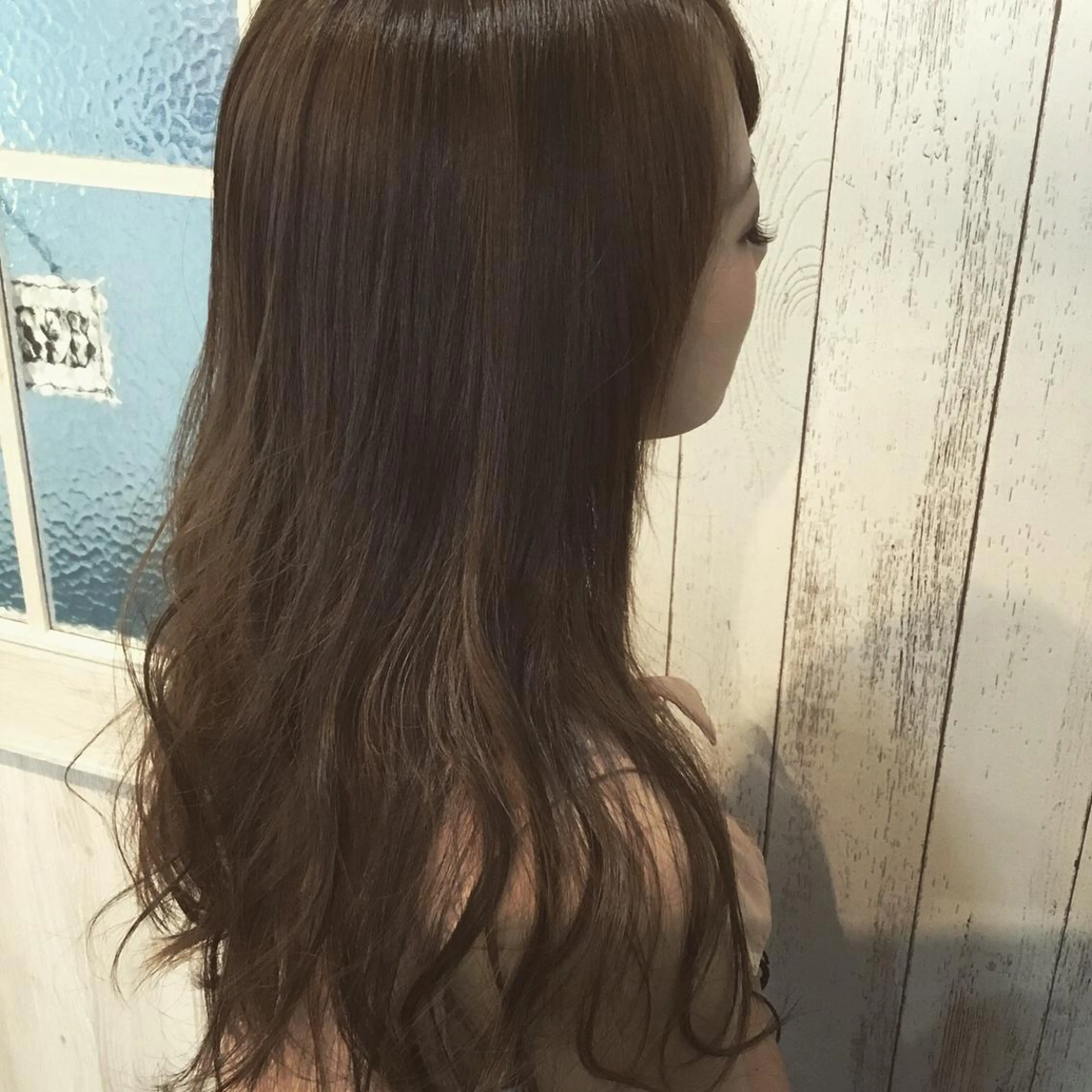 セミロング カラー パーマ embrace エンブレイスのヘアスタイル