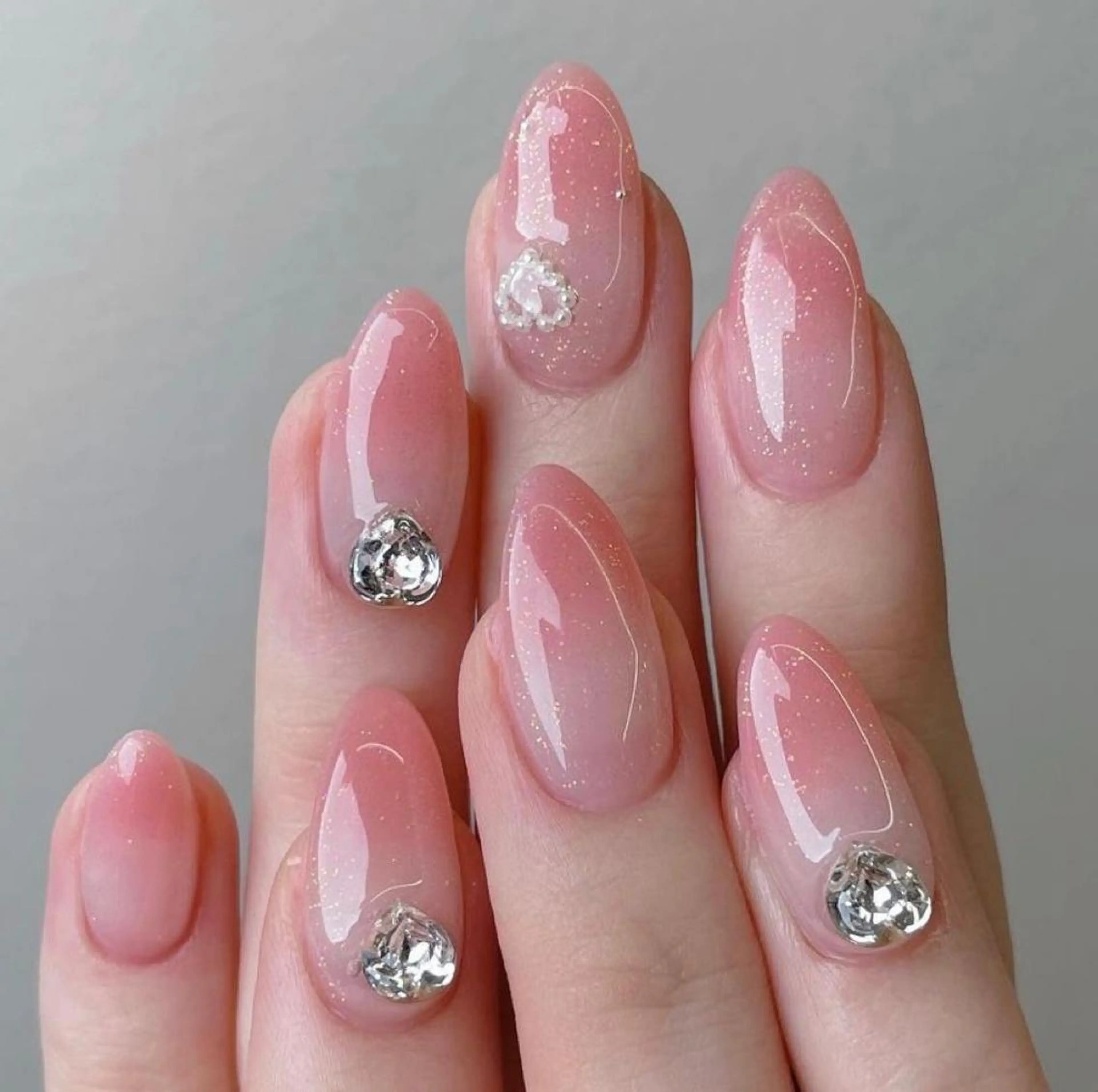 ネイル RAFFINE haru🦋🩵のネイルデザイン