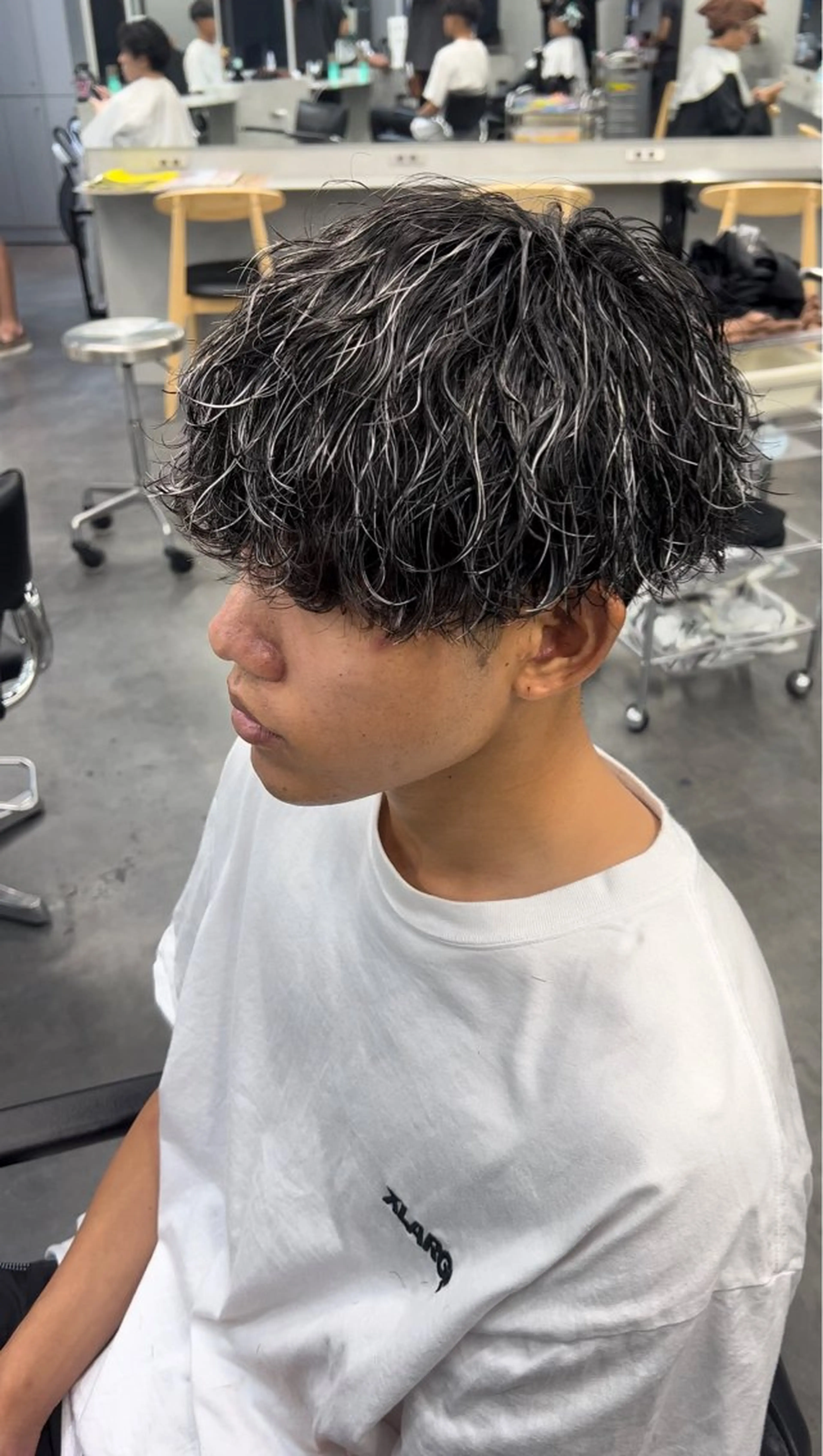 カラー メンズ fifth リュウセイのヘアスタイル