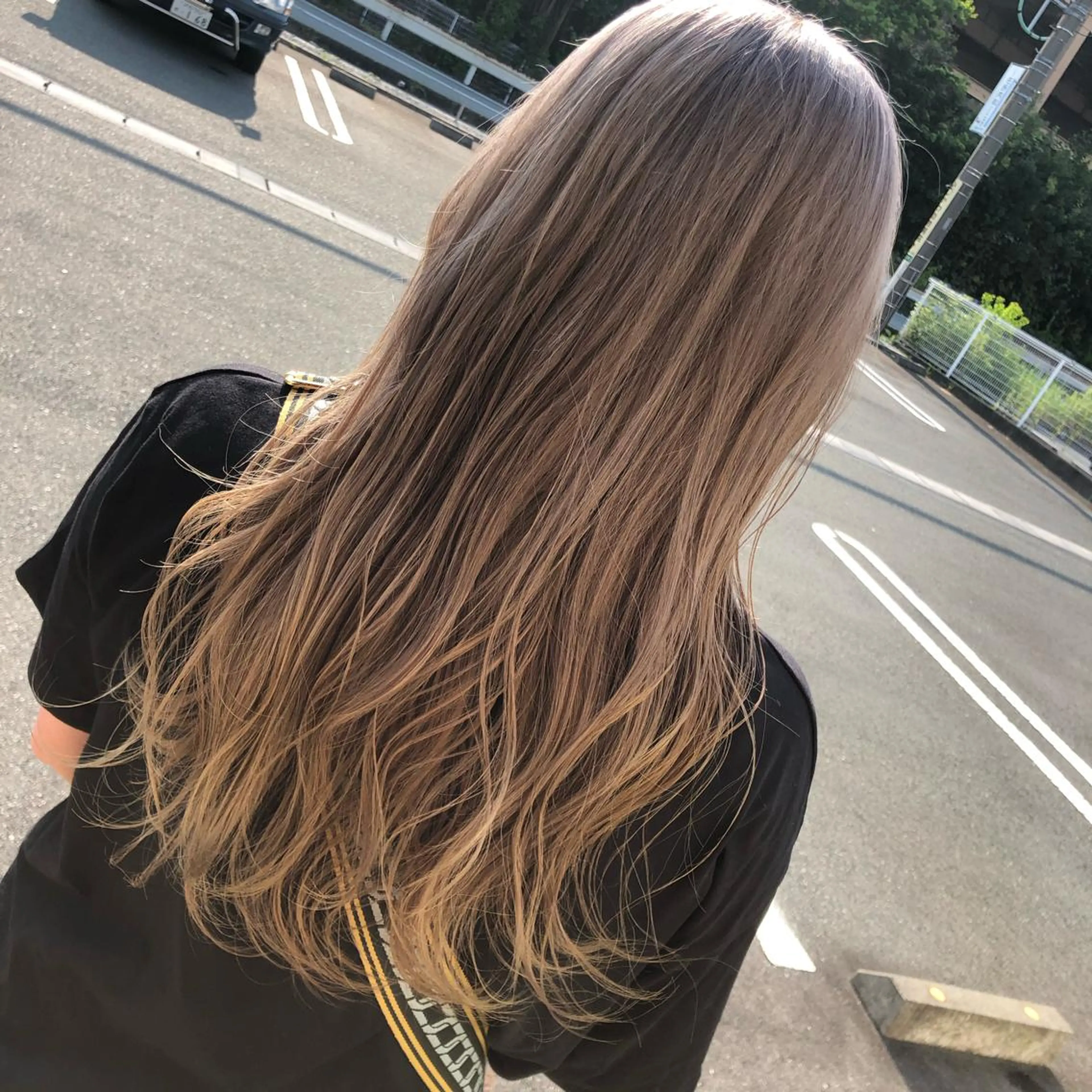 ミディアム カラー 松永 果菜のヘアスタイル