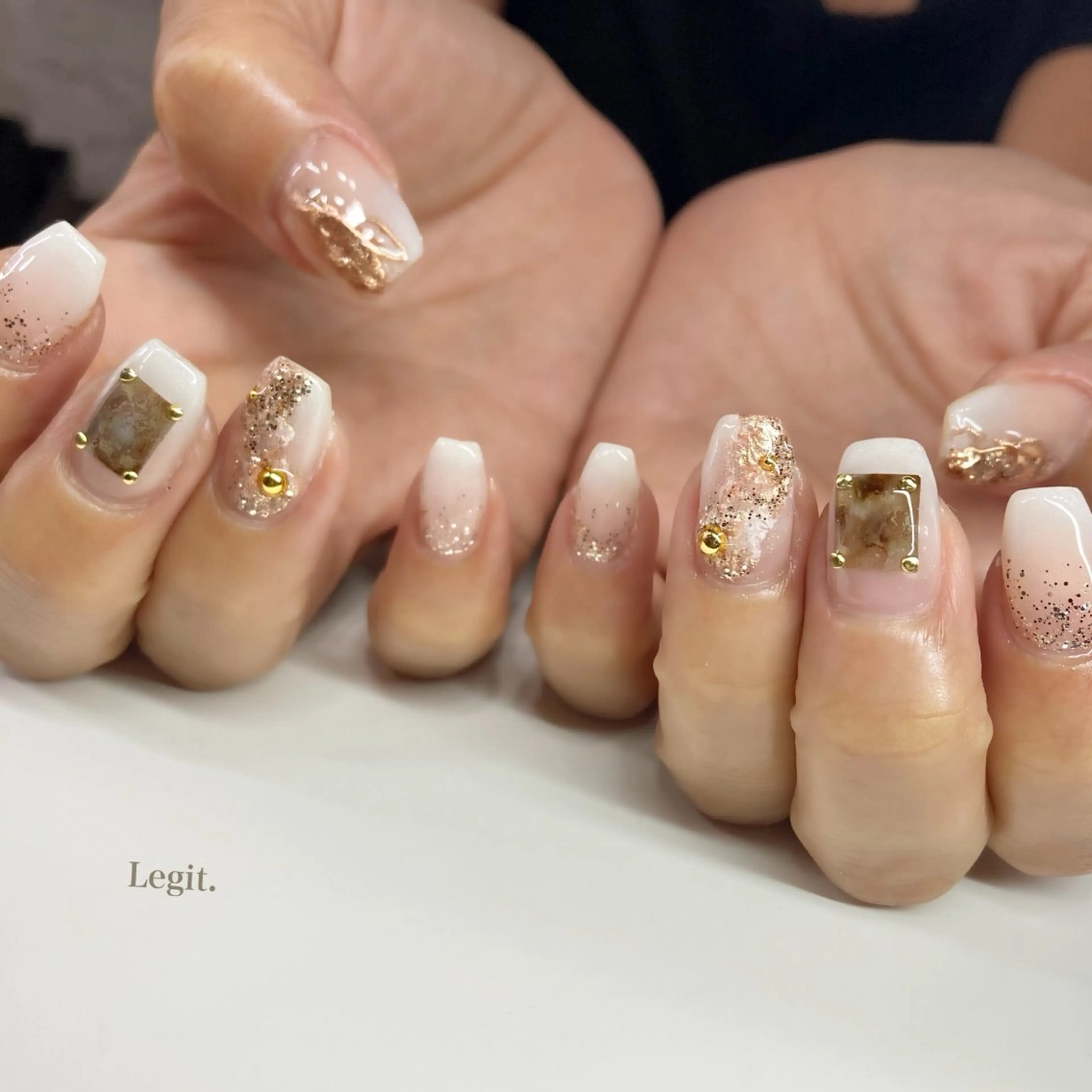 ネイル Legit nail salonのネイルデザイン