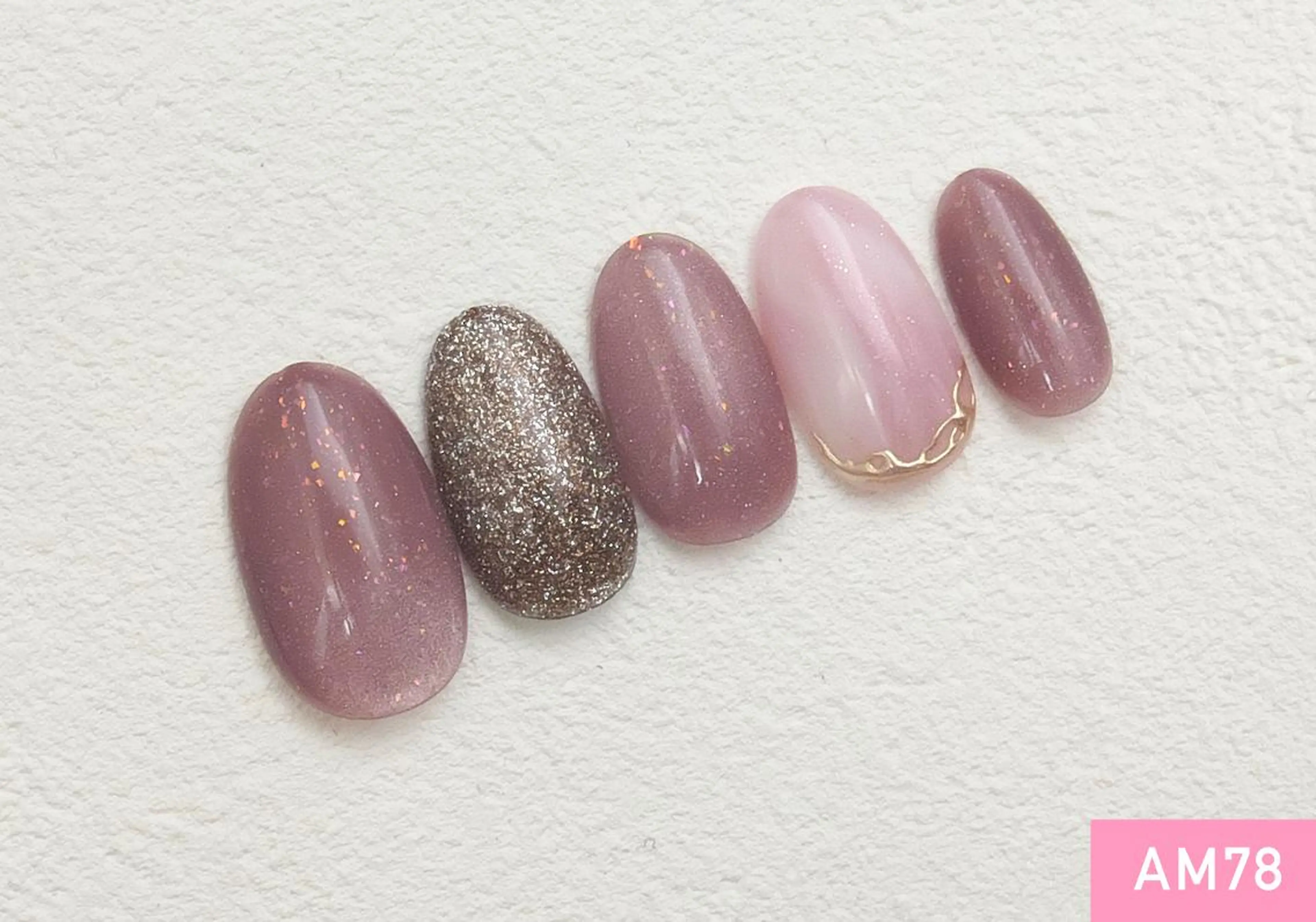 ネイル シルバー 新橋🌷 Nailのネイルデザイン