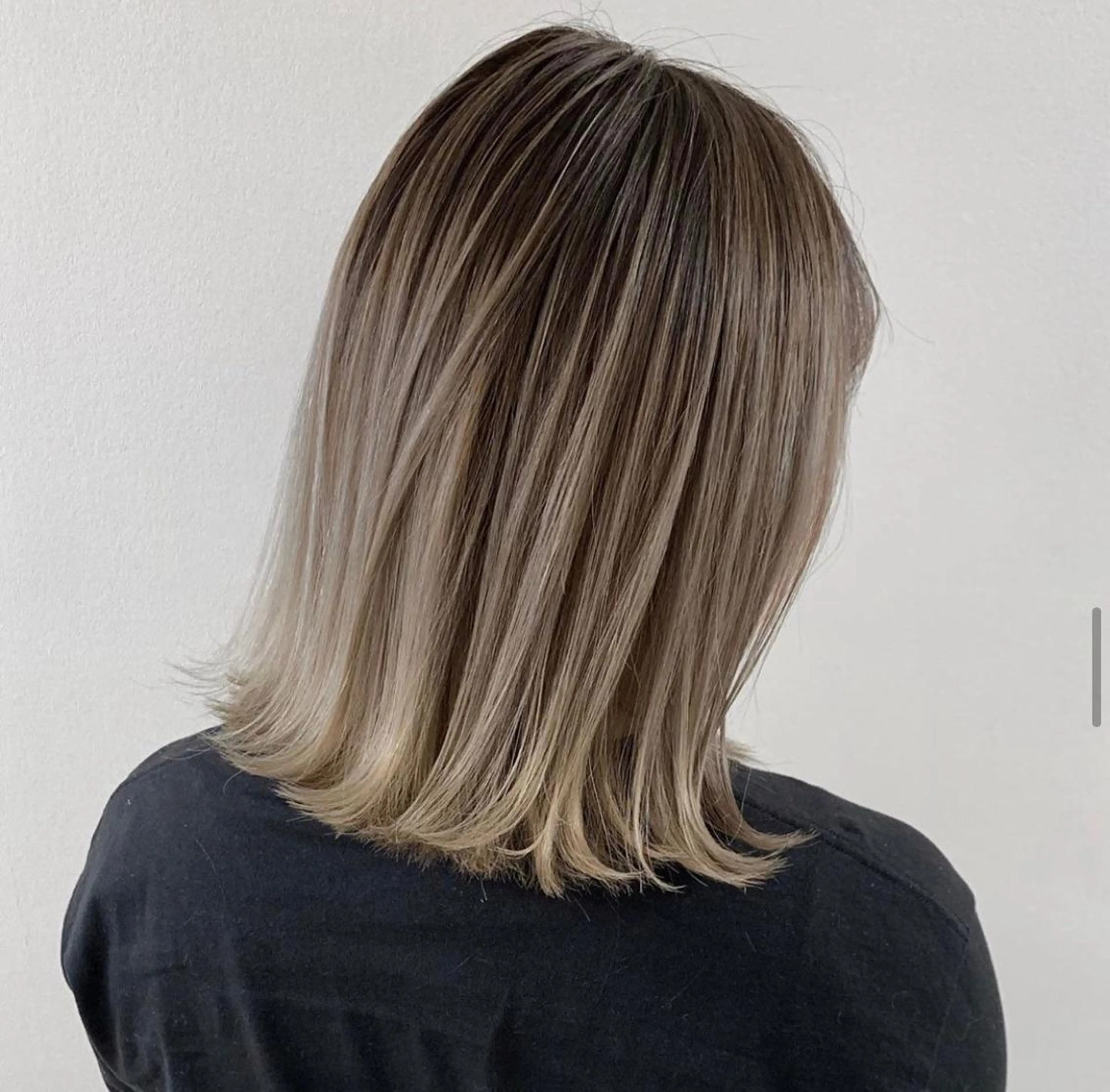 カラー BELO キエのヘアスタイル