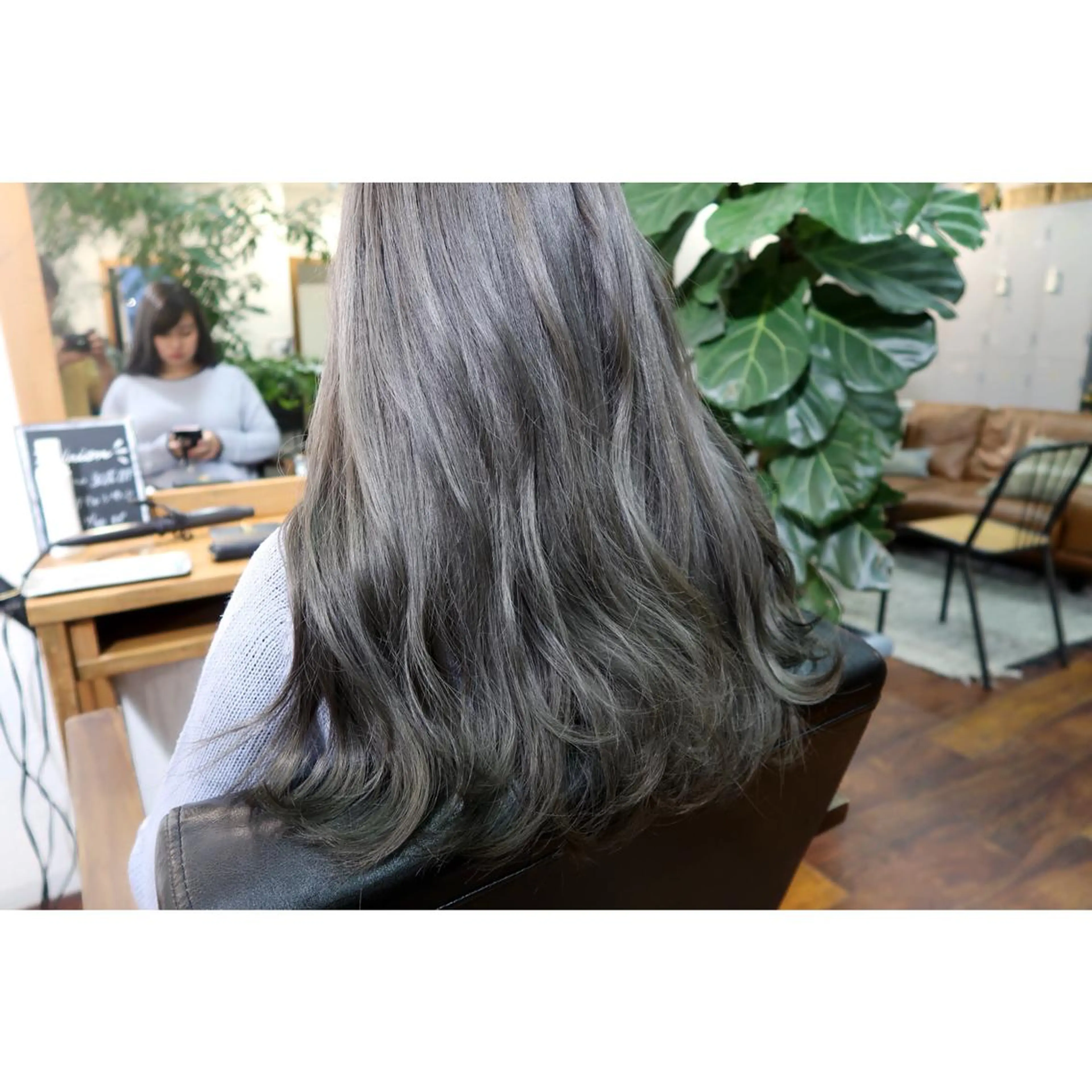 ロング カラー アディクシーカラー ブリーチ ハイライトカラー シルバー ハイライト 江上拓郎/ショート /酸性ストレートのヘアスタイル