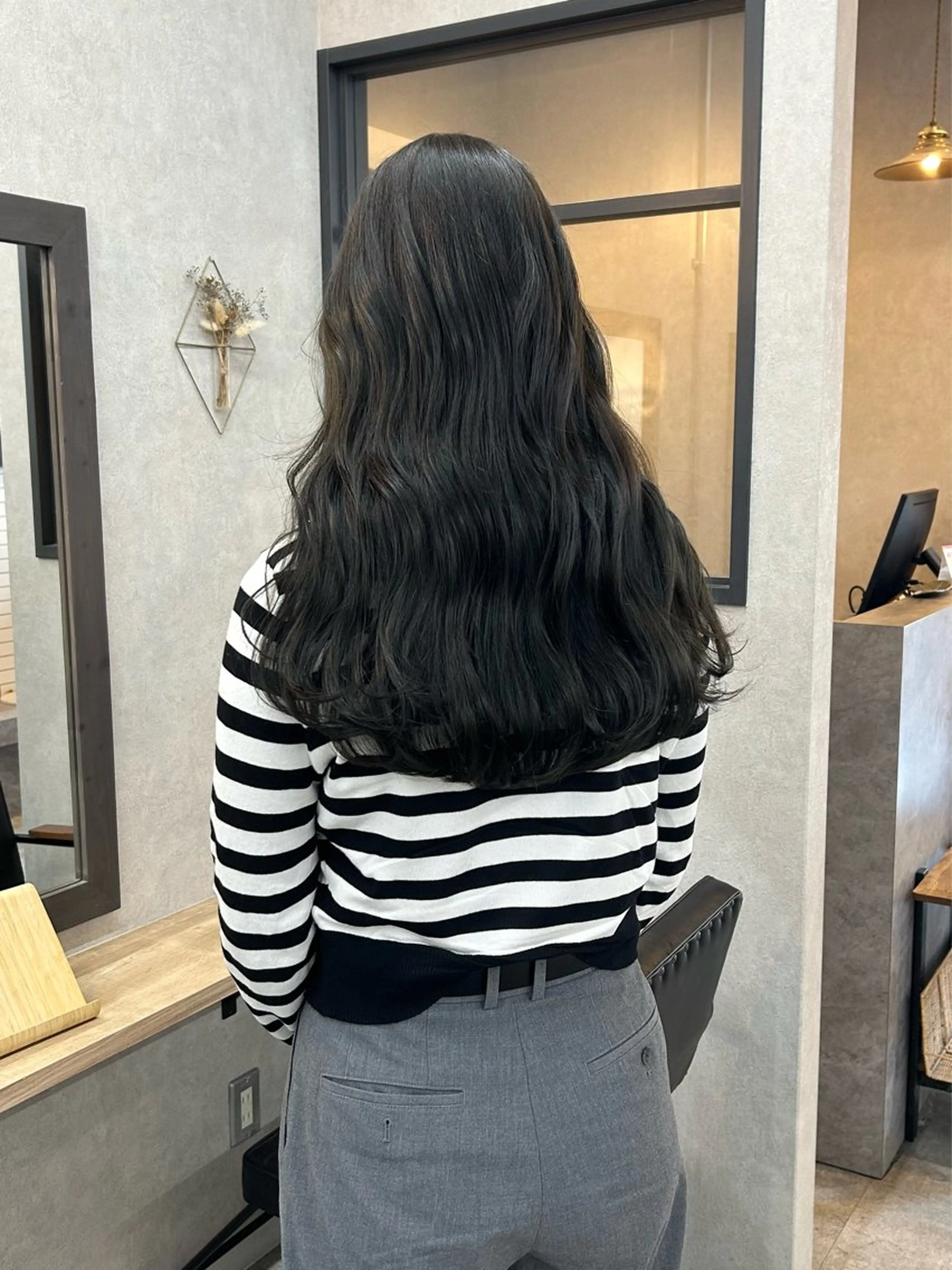 ロング カラー カット ヘアカラー トリートメント いなみね はるきのヘアスタイル