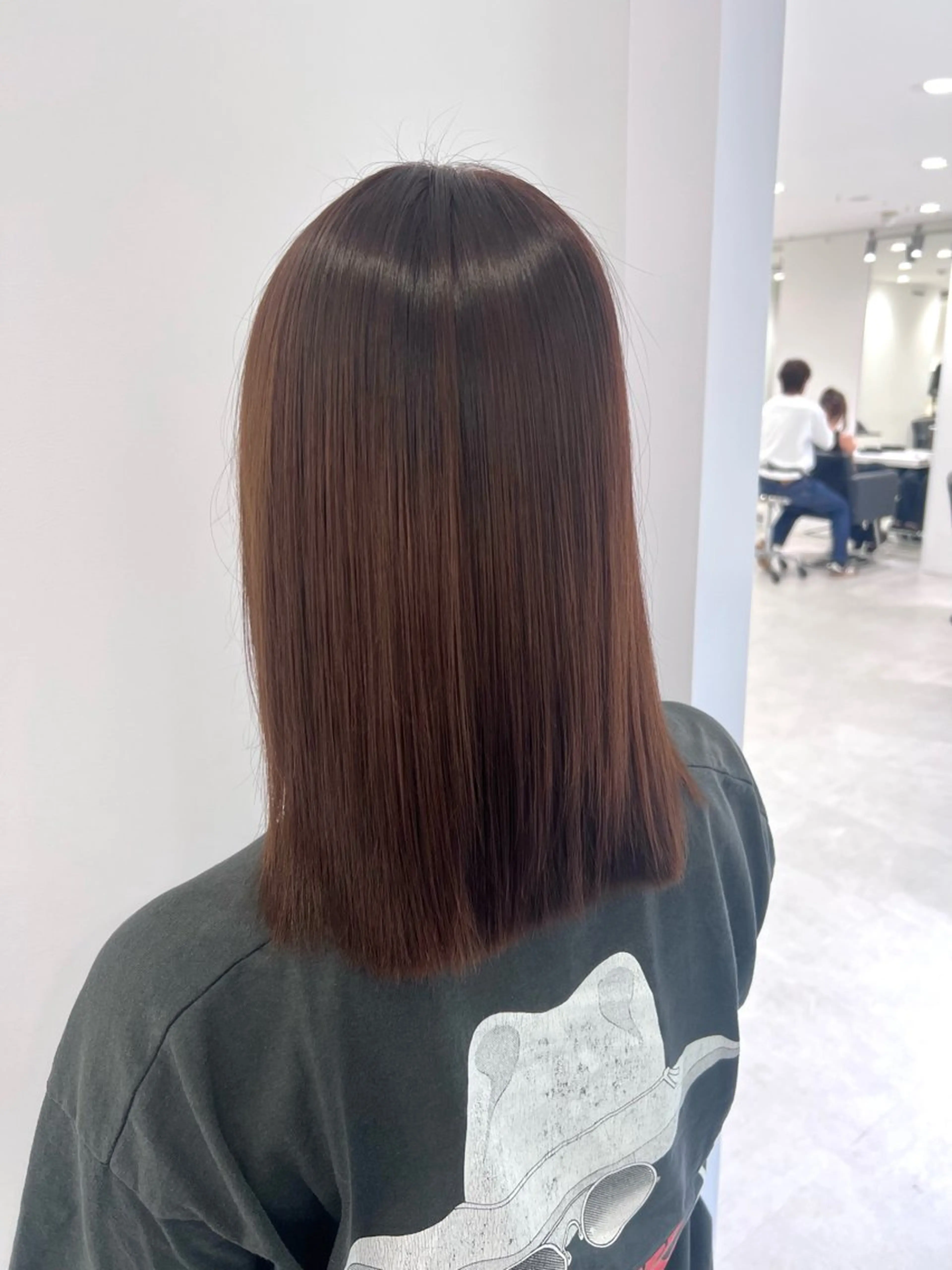 ミディアム ヘアカラー トリートメント ヘッドスパ ヘアセット 🖤:抜け感×大人 透明感カラー/Aoiのヘアスタイル