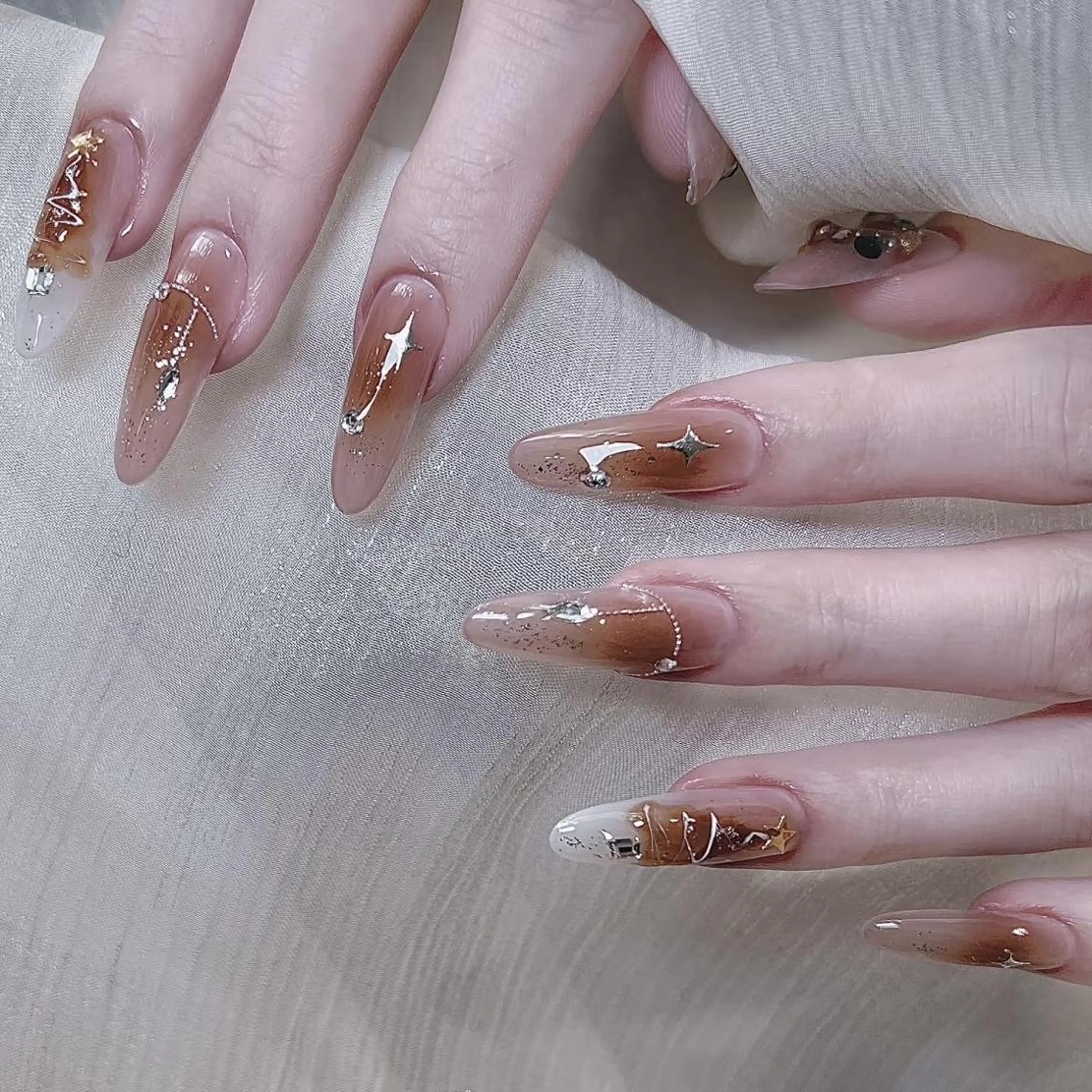 ネイル ハンドネイル DEMAIN- 🕊️のネイルデザイン