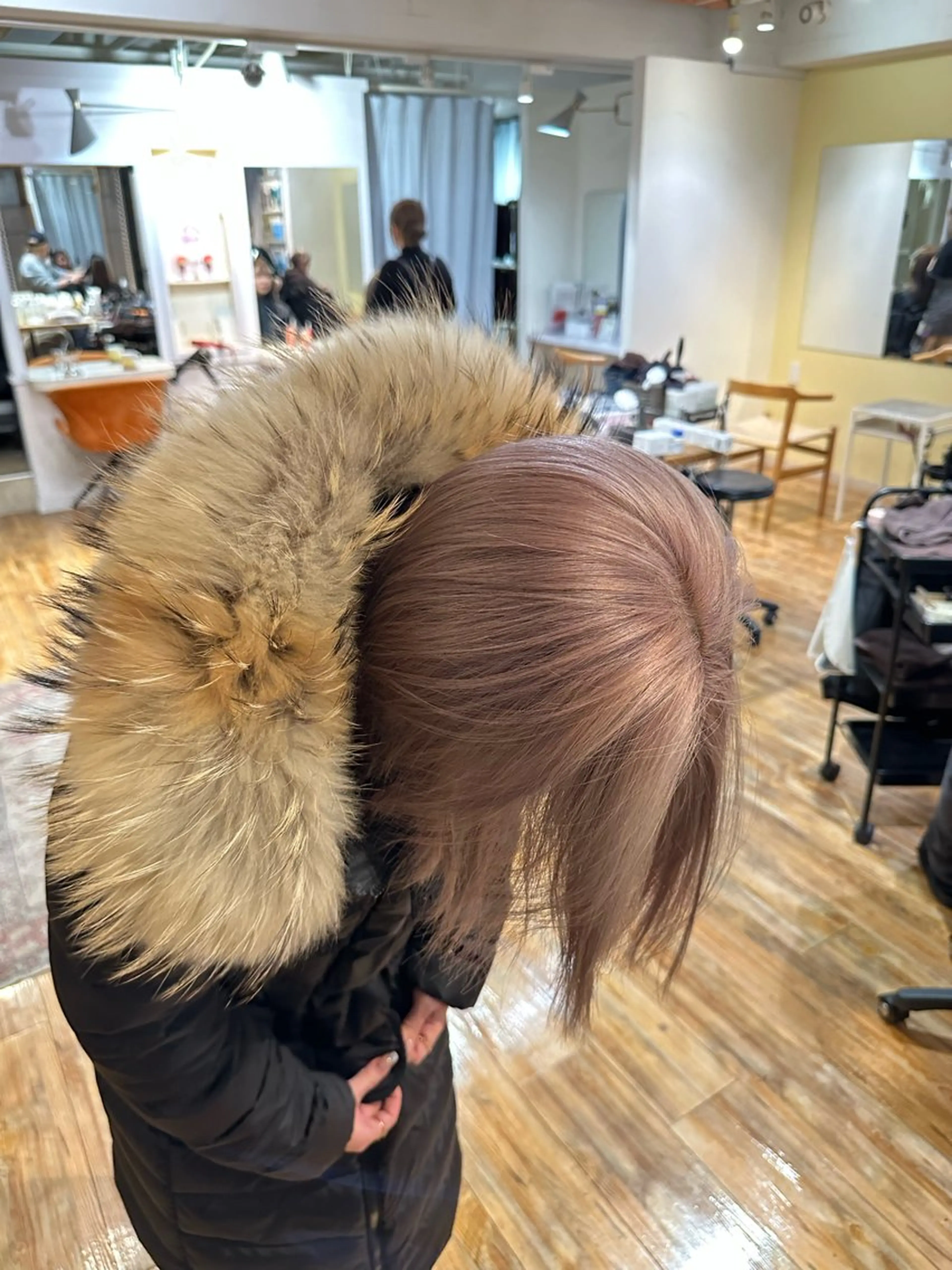 カラー ヘアカラー akane .のヘアスタイル